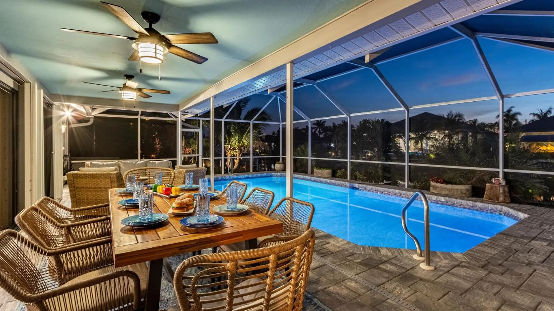 Guls Access, Bikes, Scooters, Video Games, Heated Pool, Hot Tub - Searenity - Roelens * Cape Coral