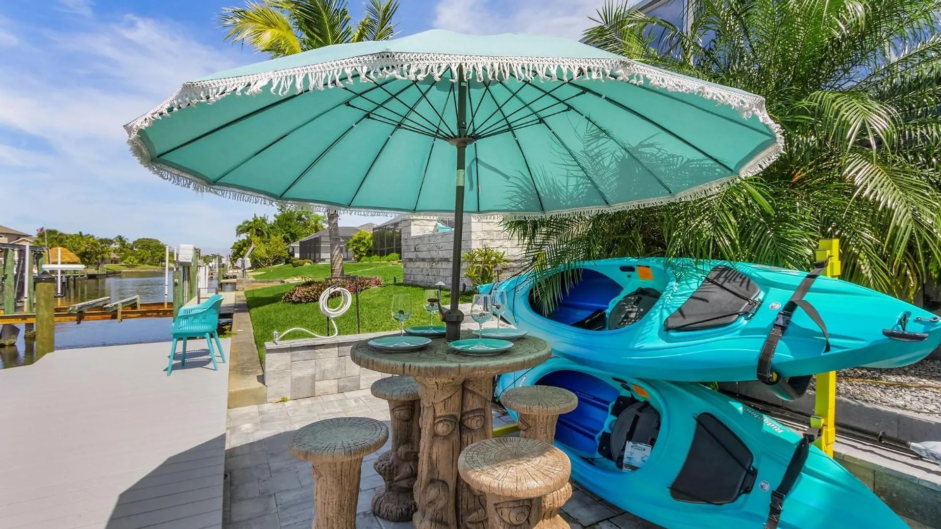 Guls Access, Bikes, Scooters, Video Games, Heated Pool, Hot Tub - Searenity - Roelens Cape Coral
