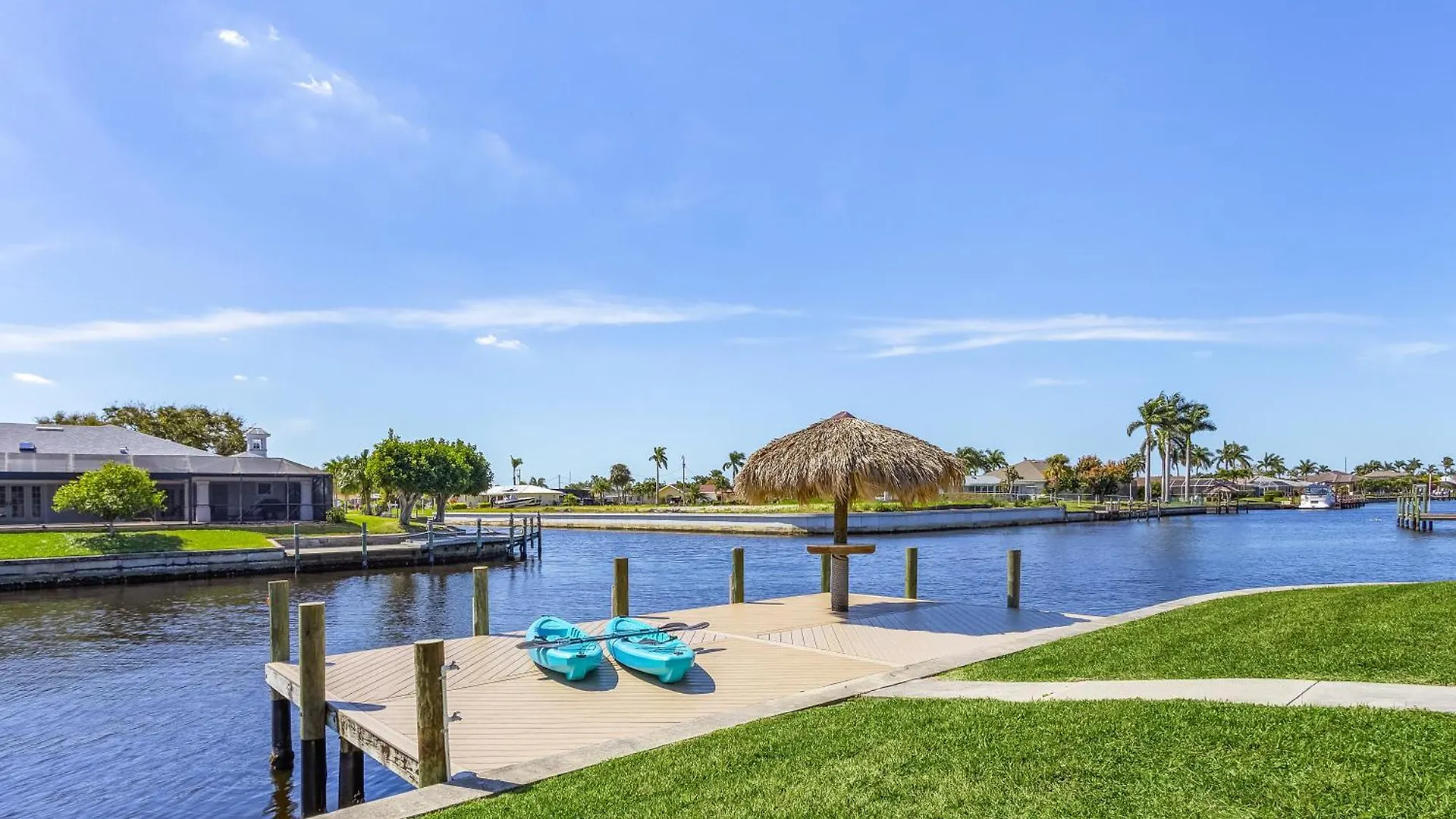 Holiday home Direct Gulf Access, Intersecting Canal, Pool Minutes From The River! - Southern Charm *