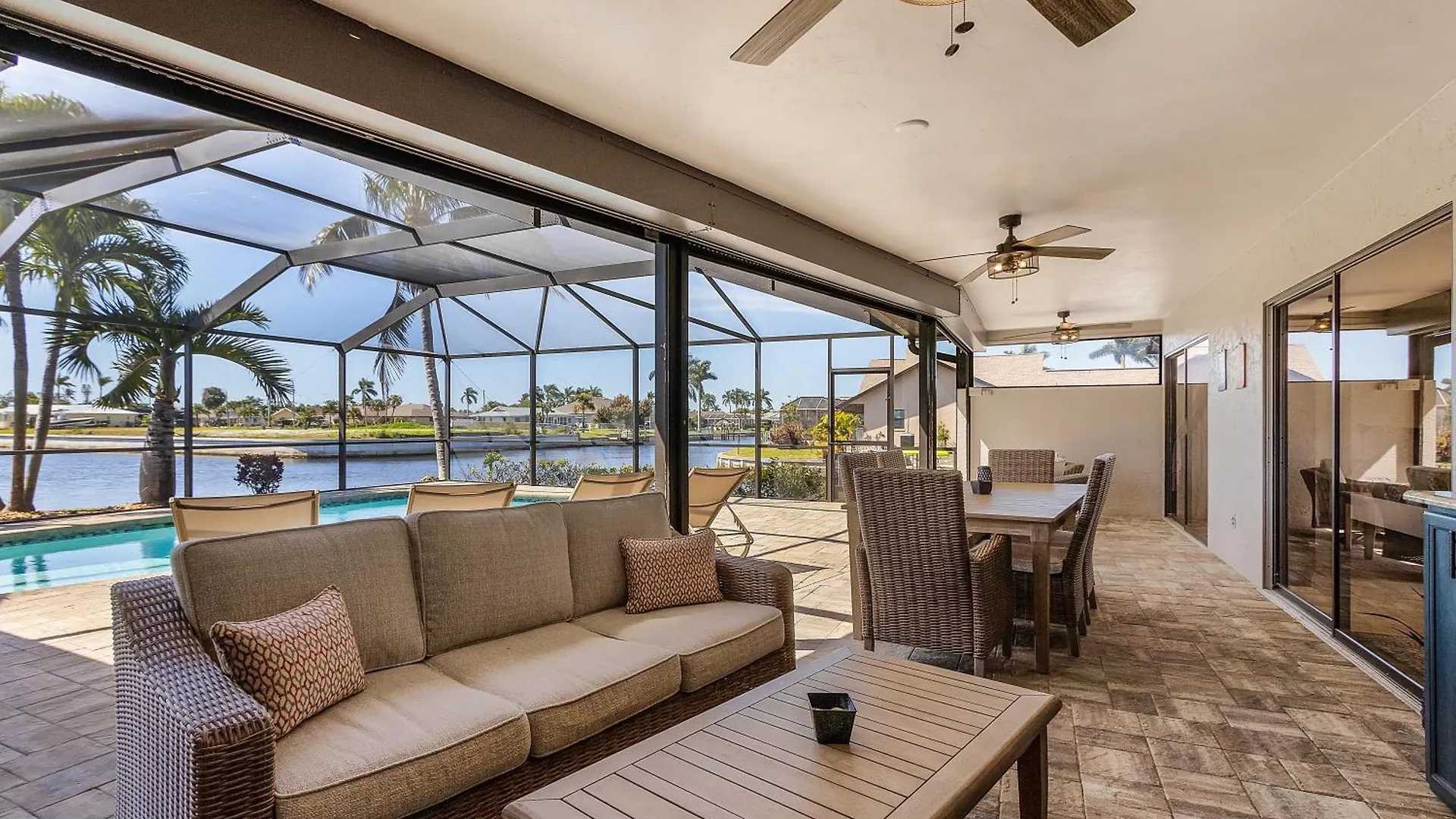 Direct Gulf Access, Intersecting Canal, Pool Minutes From The River! - Southern Charm Holiday home