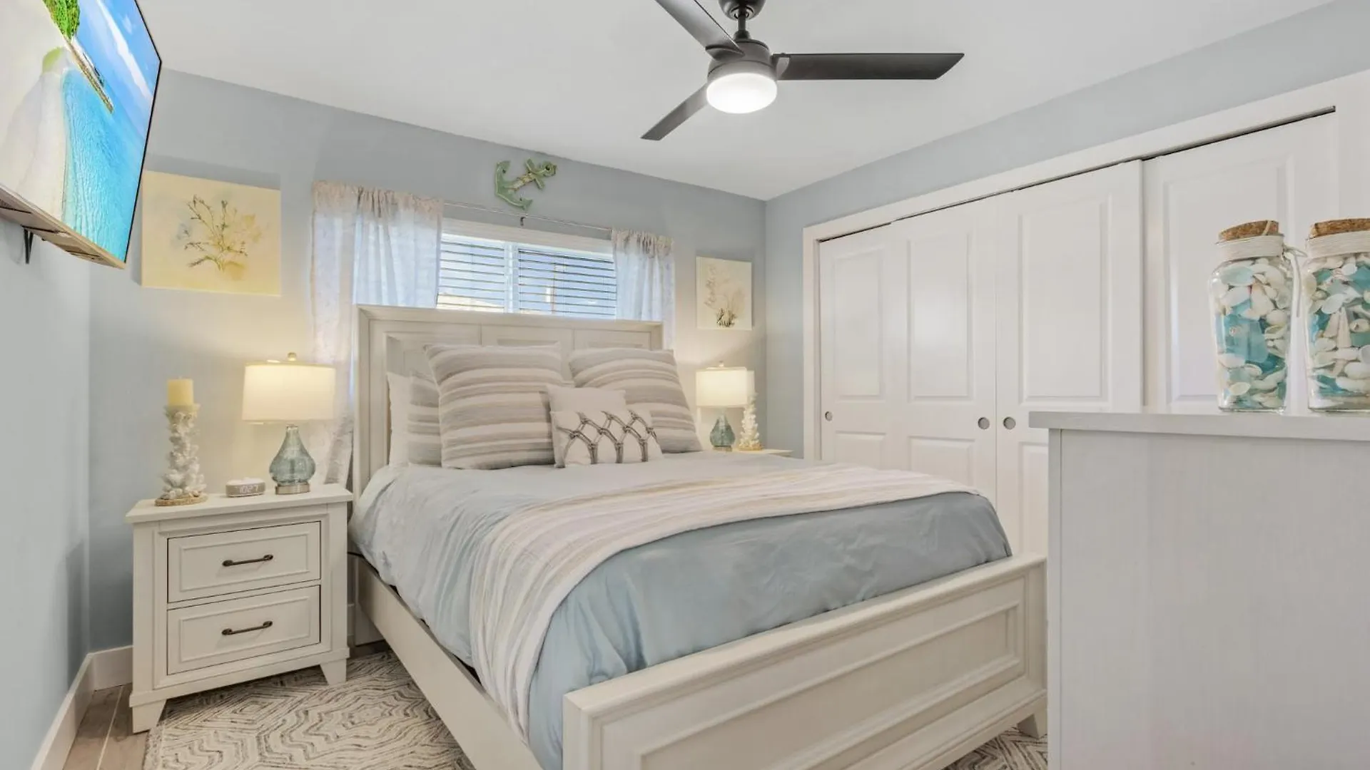 Guls Access, Bikes, Scooters, Video Games, Heated Pool, Hot Tub - Searenity - Roelens * Cape Coral