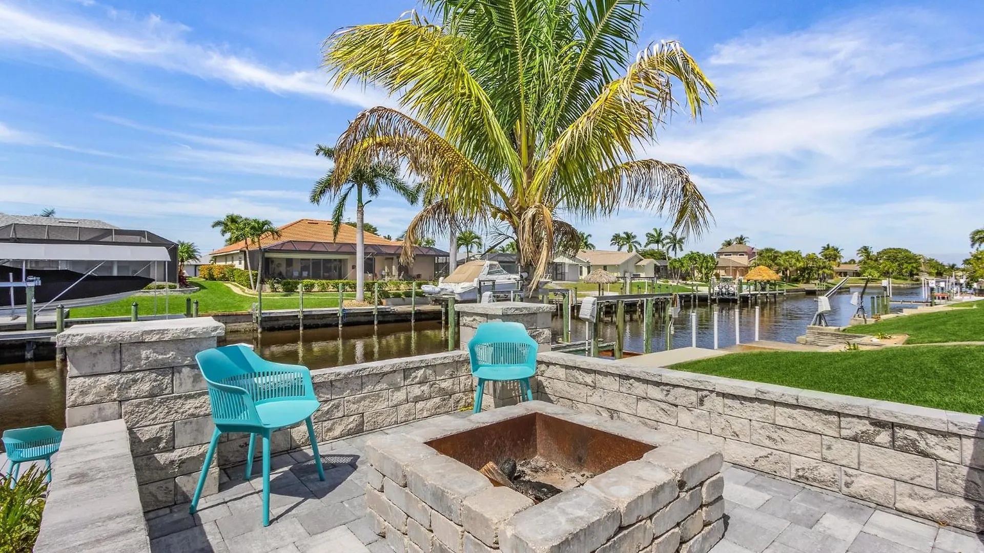 Guls Access, Bikes, Scooters, Video Games, Heated Pool, Hot Tub - Searenity - Roelens Holiday home Cape Coral