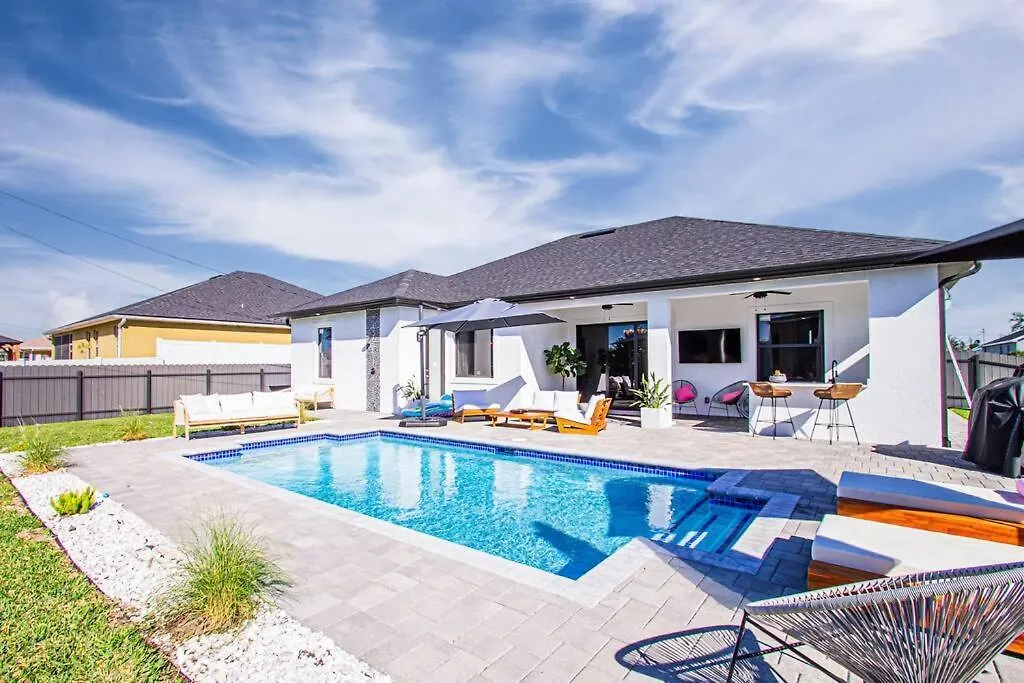 Casa Capri - Heated Pool *