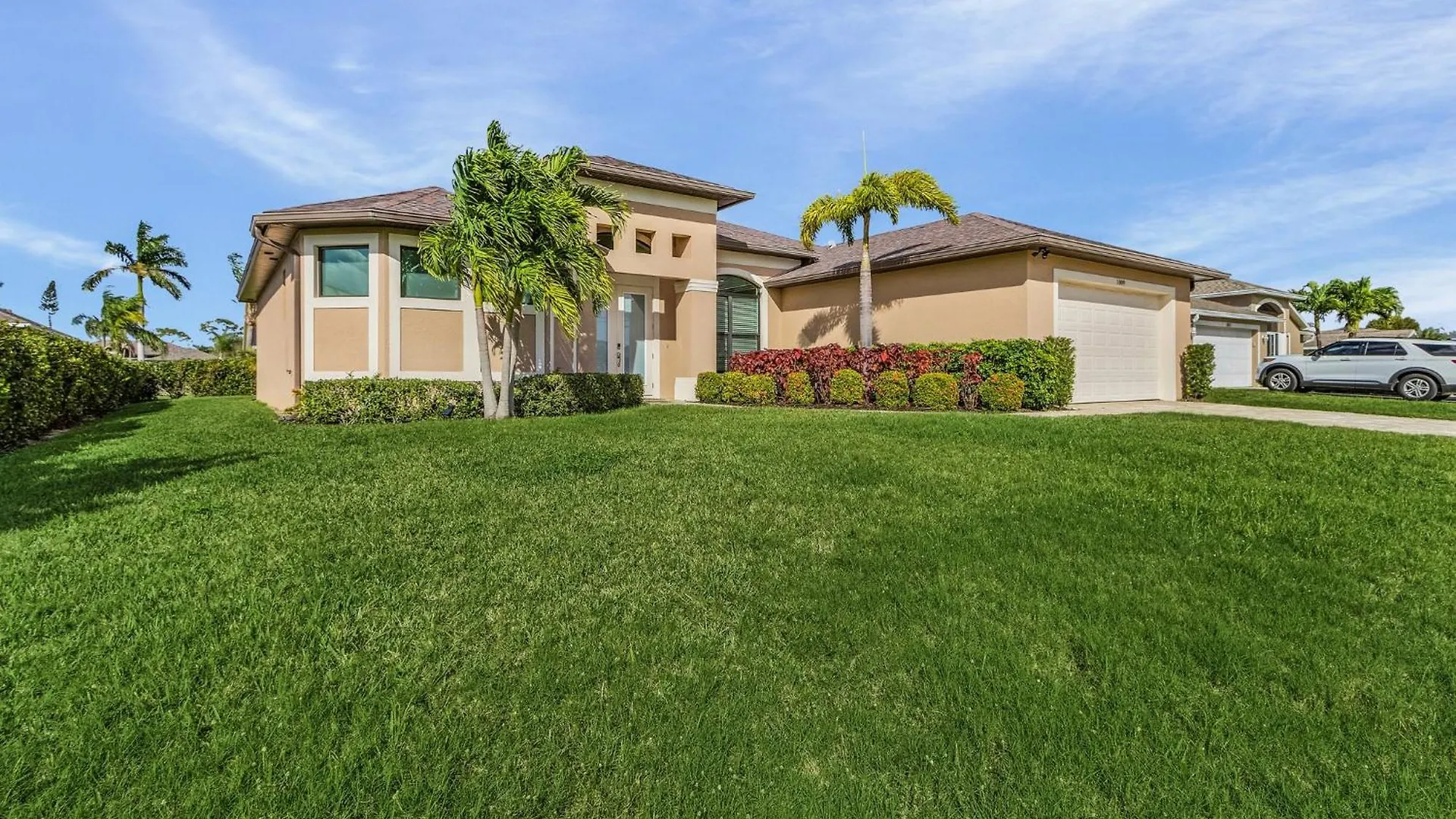 Great Location, Close To Golf, Heated Pool - Greenside Getaway - Roelens * Cape Coral