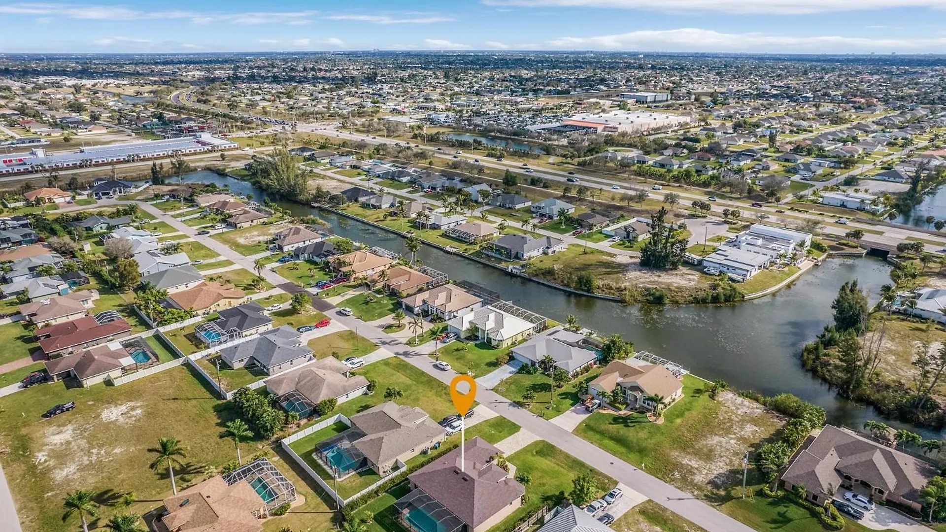 Holiday home Great Location, Close To Golf, Heated Pool - Greenside Getaway - Roelens Cape Coral