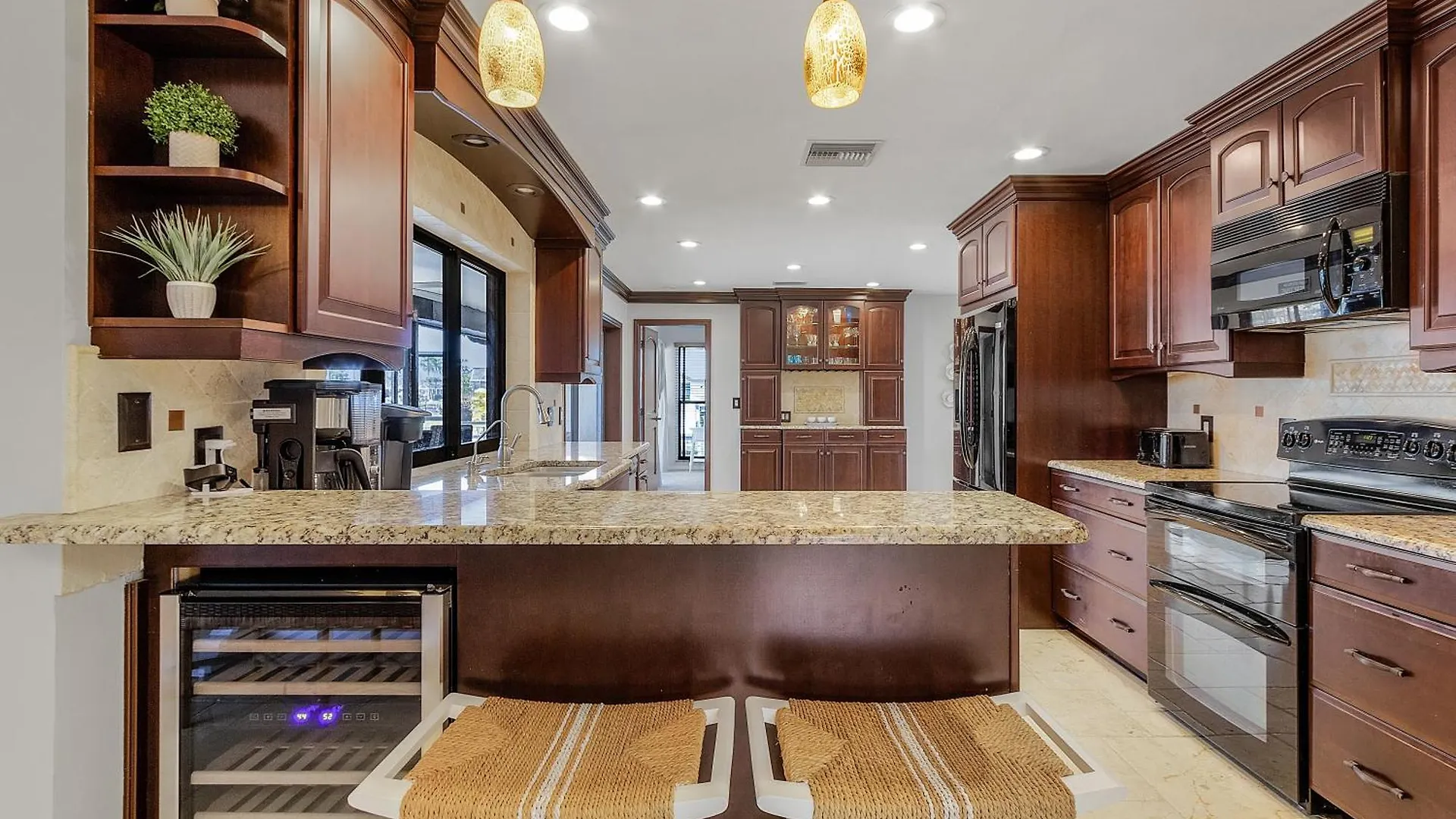 Direct Gulf Access, Intersecting Canal, Pool Minutes From The River! - Southern Charm *