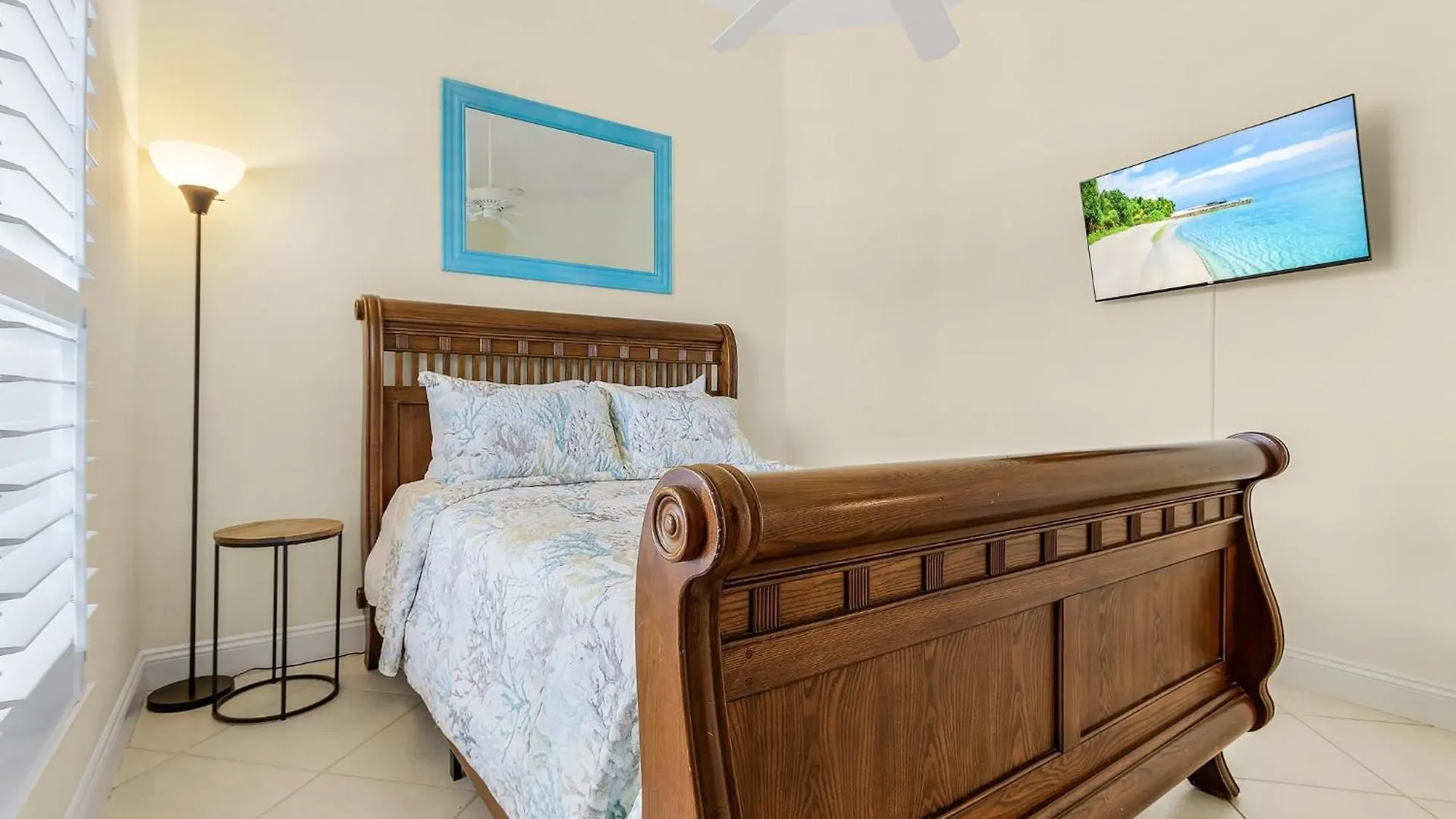Freshwater Canal, Bicycles, Heated Pool - Casamigos - Roelens Vacations