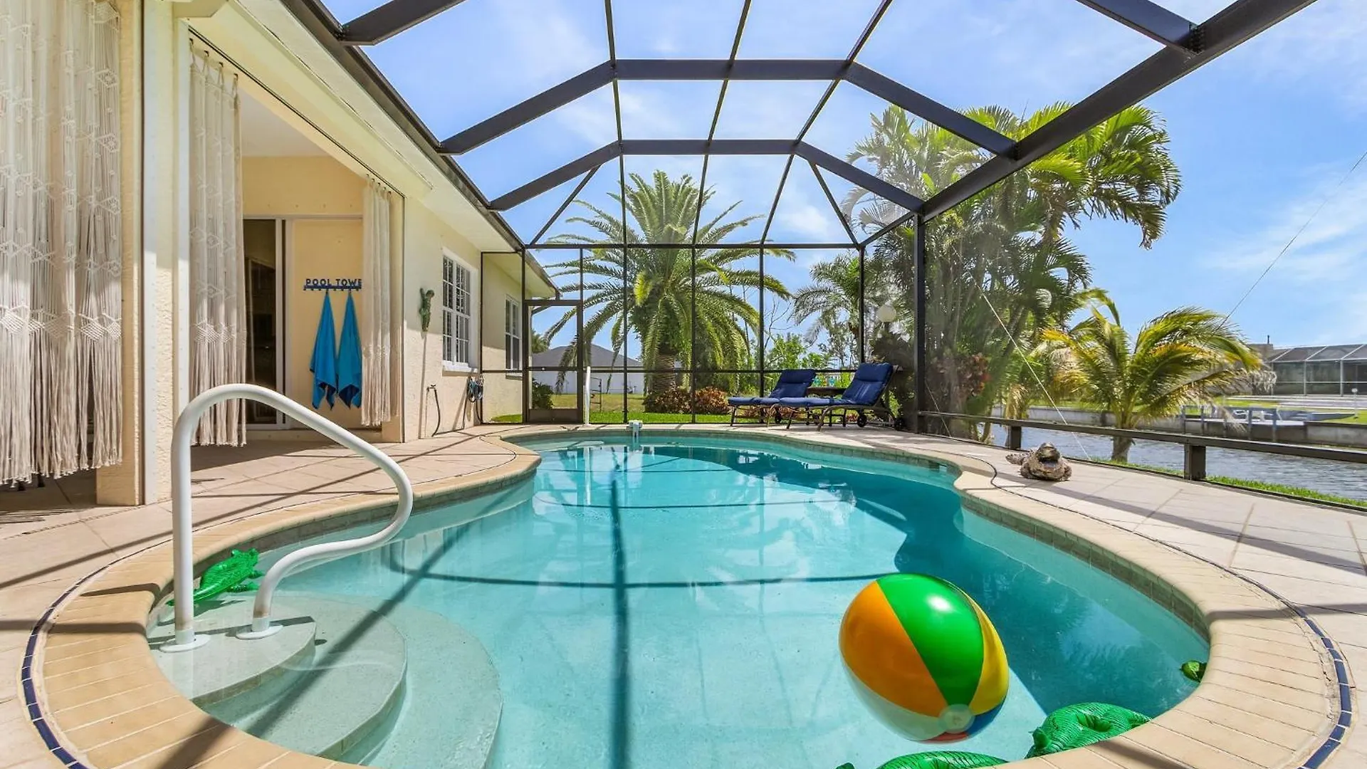 Holiday home Freshwater Canal, Bicycles, Heated Pool - Casamigos - Roelens Vacations Cape Coral