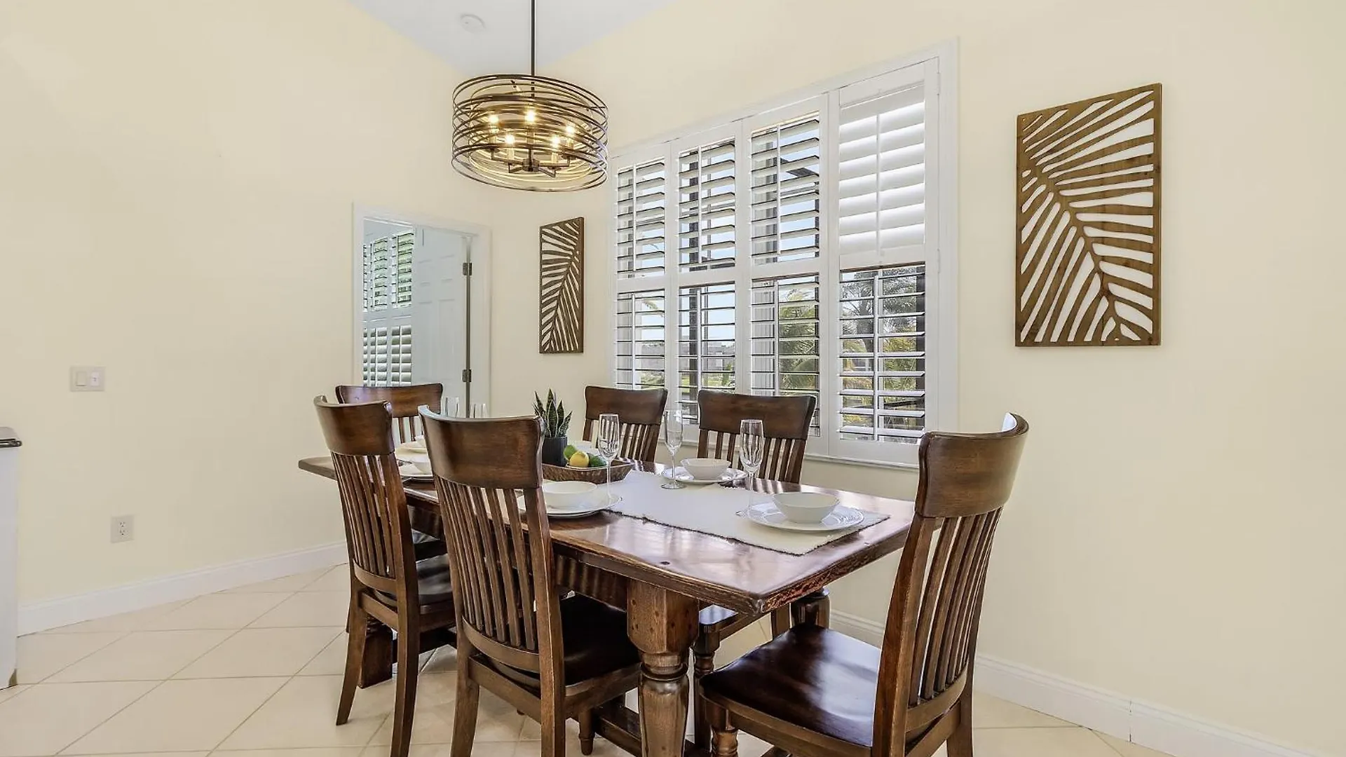 Freshwater Canal, Bicycles, Heated Pool - Casamigos - Roelens Vacations Cape Coral
