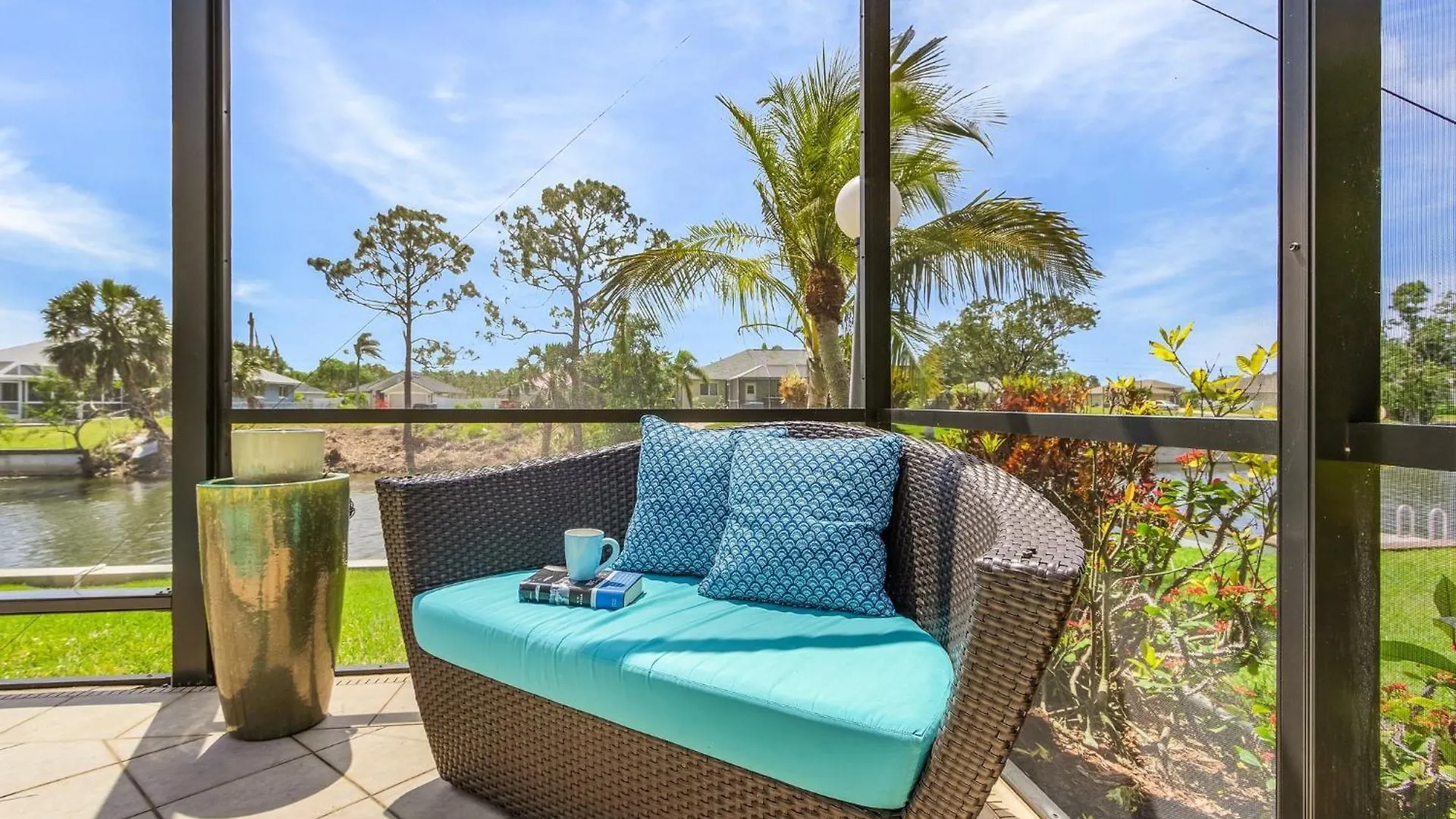 Holiday home Freshwater Canal, Bicycles, Heated Pool - Casamigos - Roelens Vacations Cape Coral