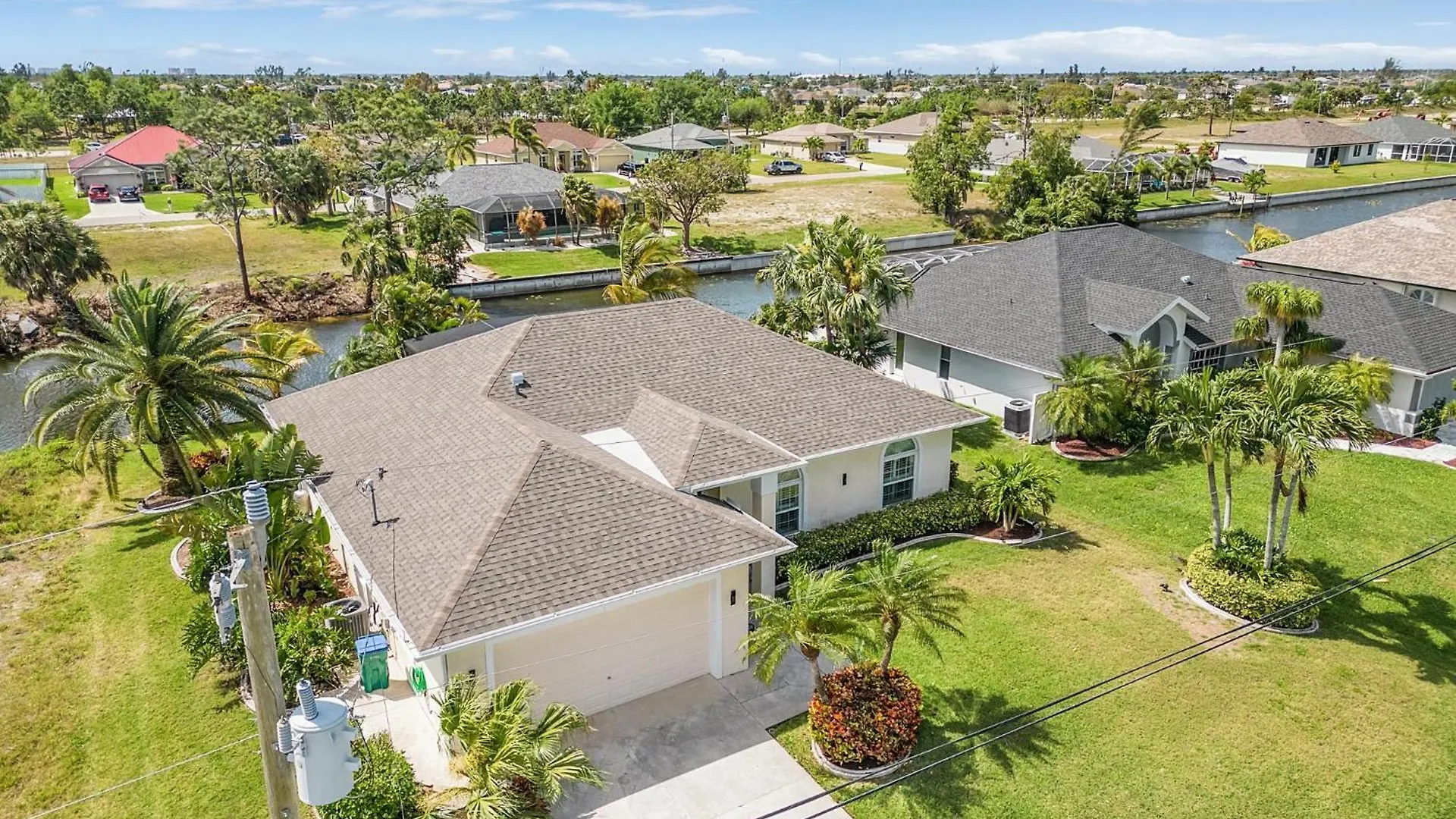 Freshwater Canal, Bicycles, Heated Pool - Casamigos - Roelens Vacations * Cape Coral