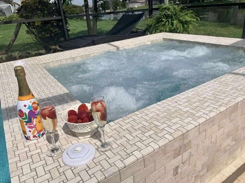 Endless Comfortable Villa Cape Coral