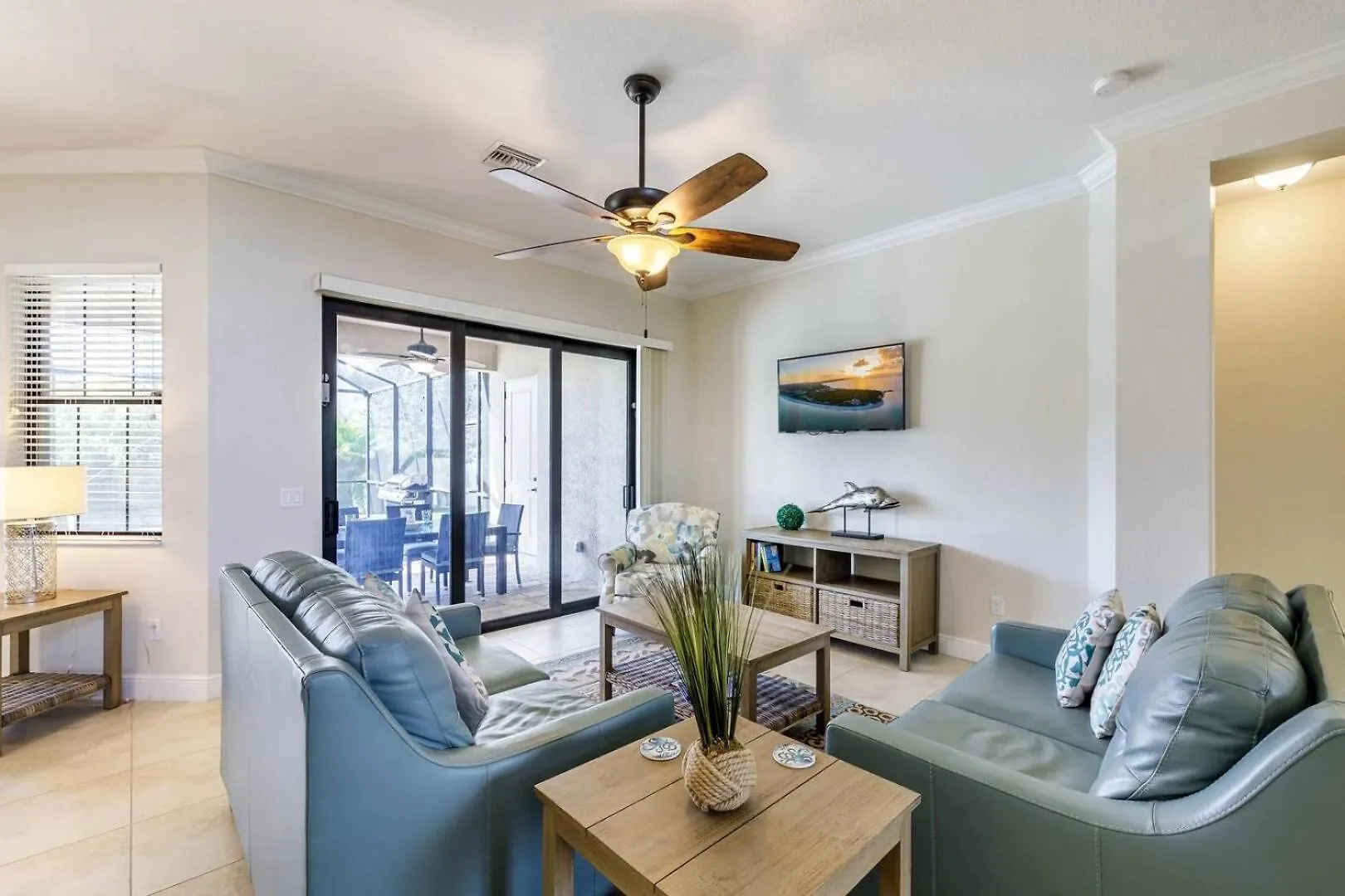 Great Location, Minutes To The Beach, Two Heated Pools , Sleeps 17! - Pelican Junction - Roelens Cape Coral