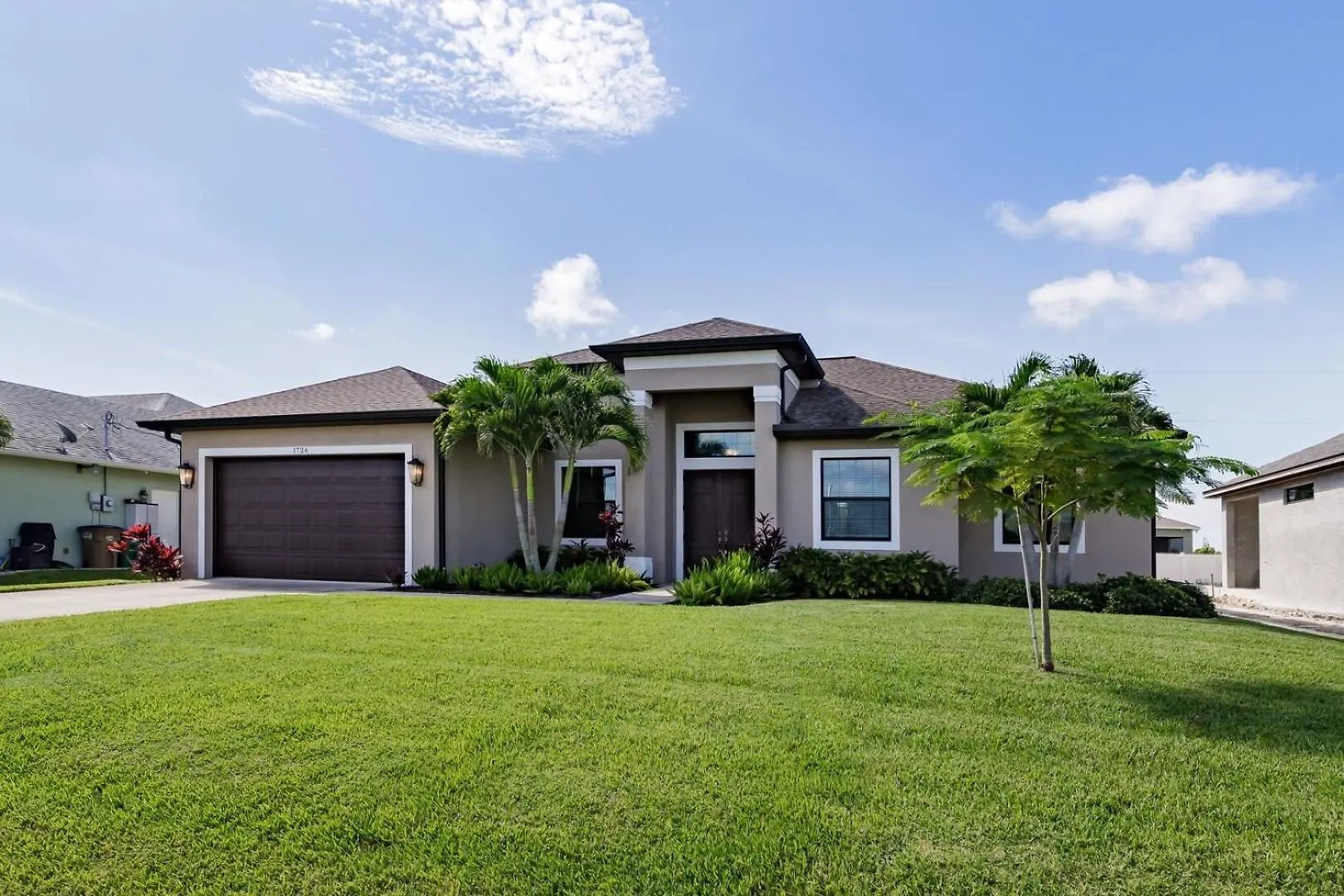 Great Location, Minutes To The Beach, Two Heated Pools , Sleeps 17! - Pelican Junction - Roelens *