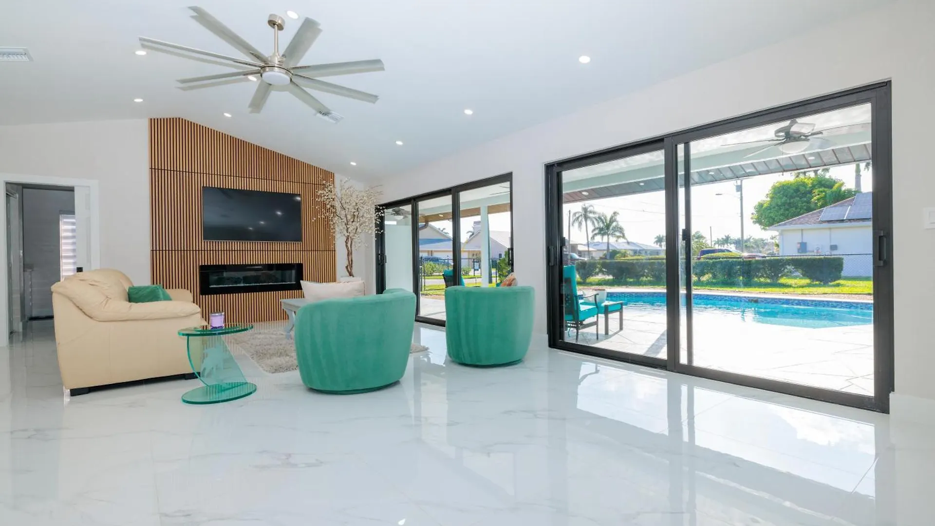 Holiday home Sleek And Modern, Sunset Views & Pool - The Lighthouse - Roelens Vacations Cape Coral