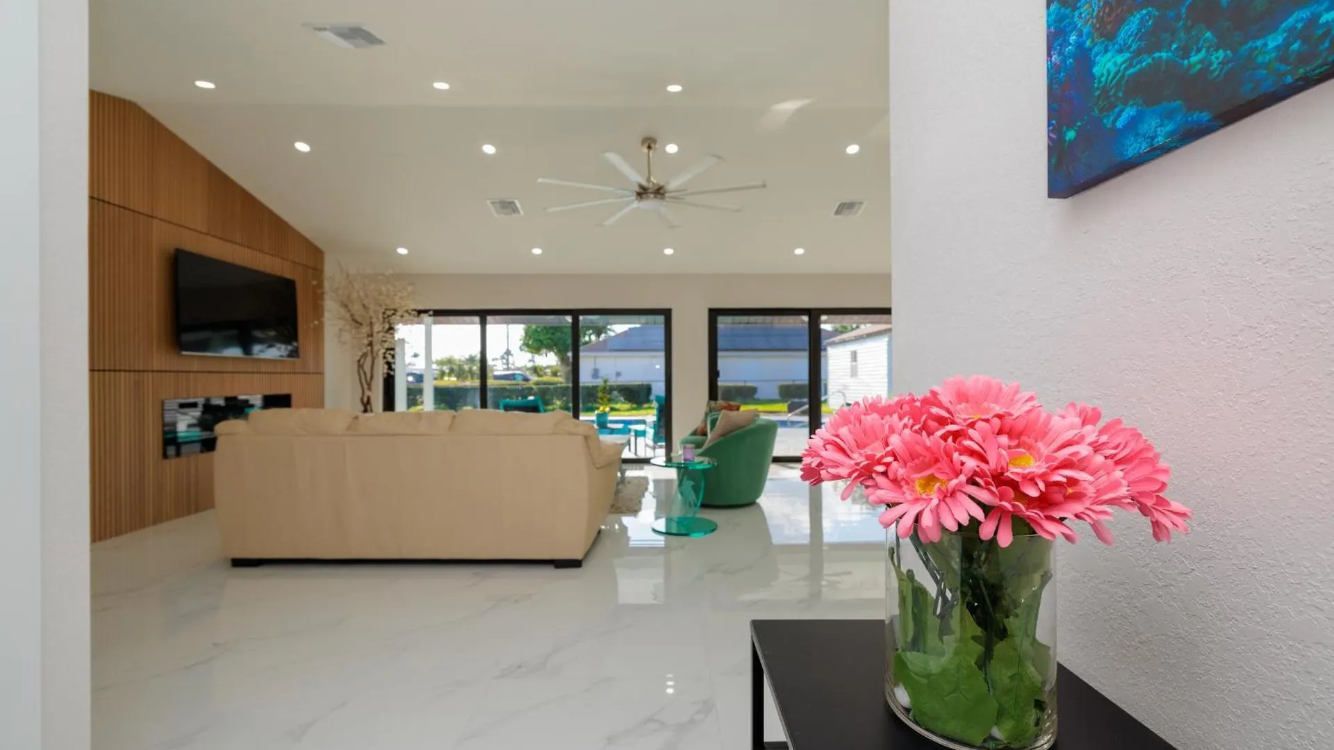Sleek And Modern, Sunset Views & Pool - The Lighthouse - Roelens Vacations Holiday home