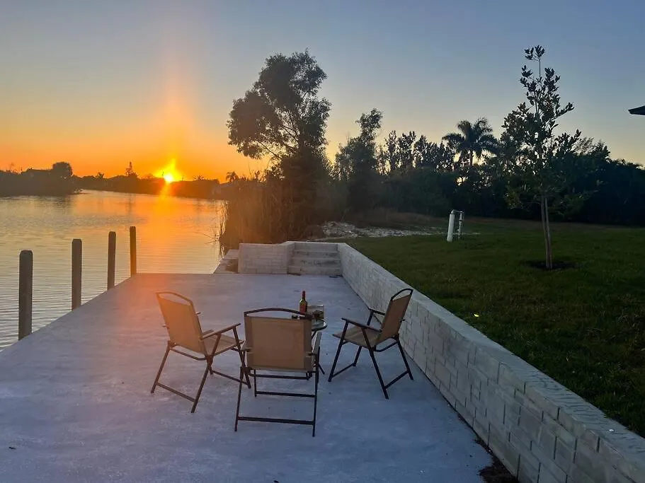 New 4 Bed House On A Canal Facing South & Door Ramp, Near Golf Course And Softball *