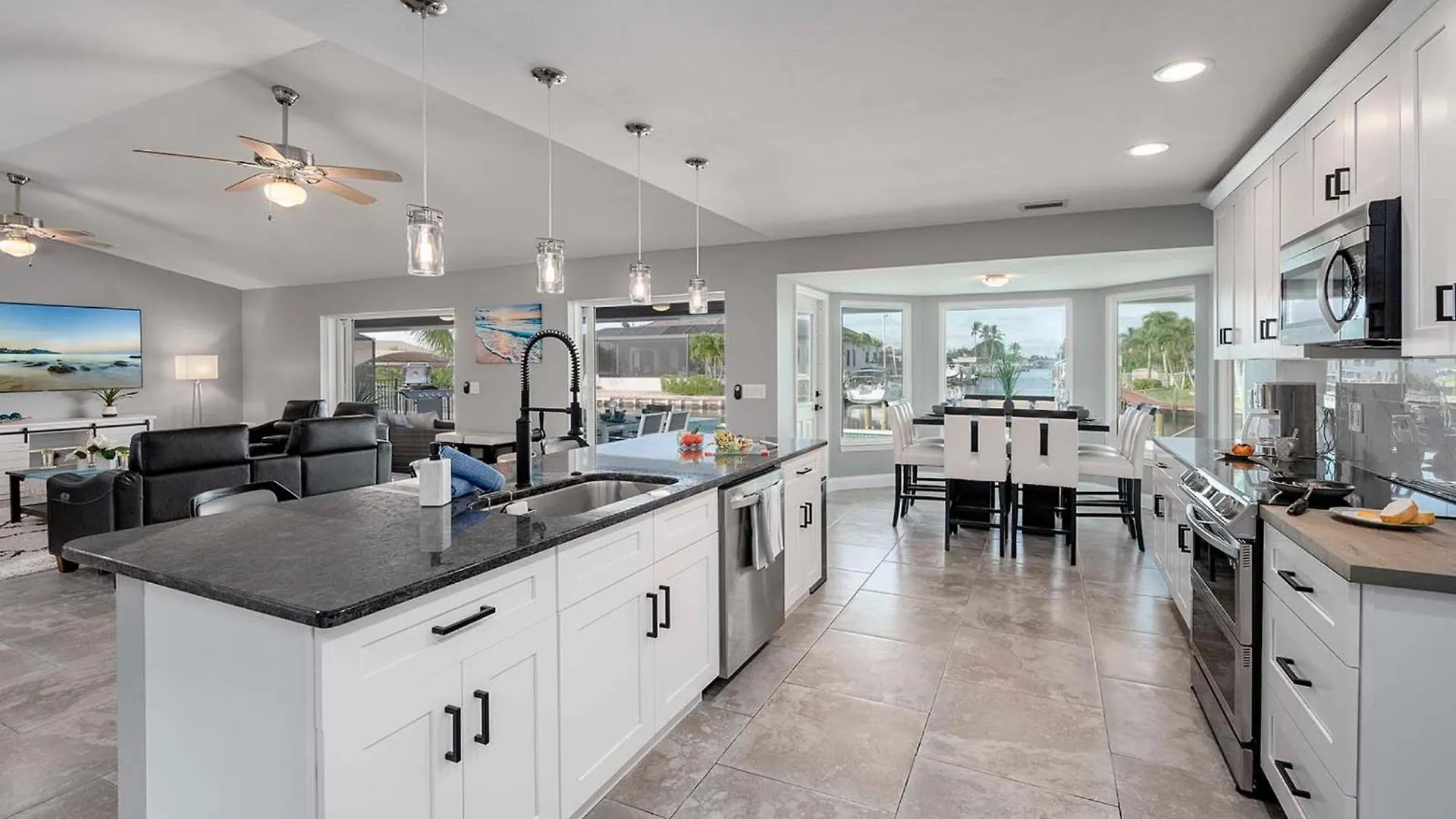 Holiday home Gulf Access, Beautiful Water Views, Paddle Board, Heated Pool - Manhattan - Roelens