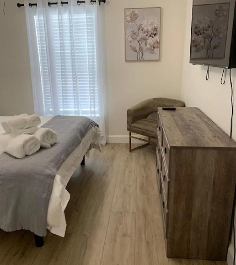 Villa Nine Shades Of Grey Cape Coral