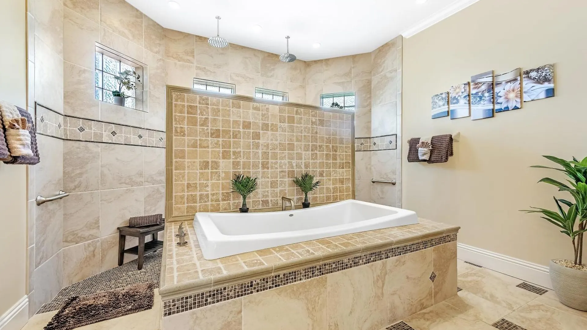 Luxury Waterfront Pool, & Dock- Direct Gulf Access, Kayaks Walk To Beach!