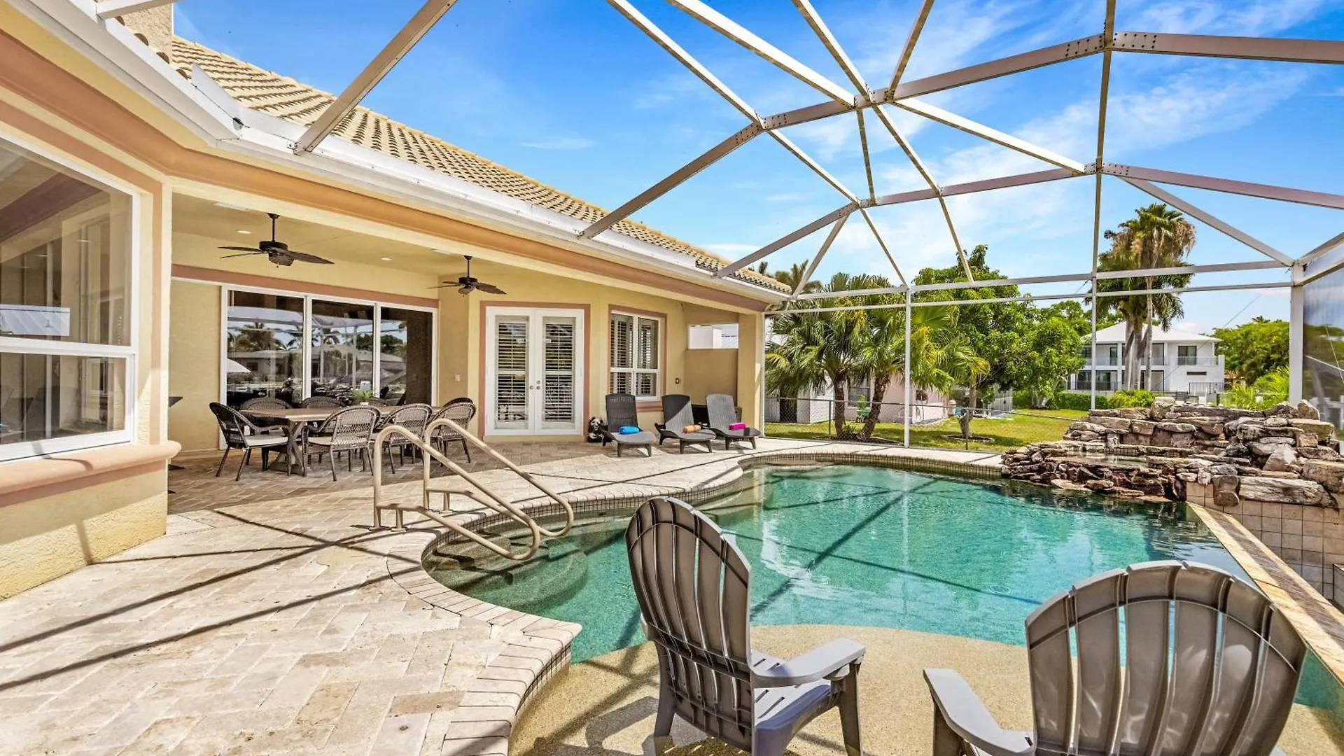 Holiday home Luxury Waterfront Pool, & Dock- Direct Gulf Access, Kayaks Walk To Beach! *