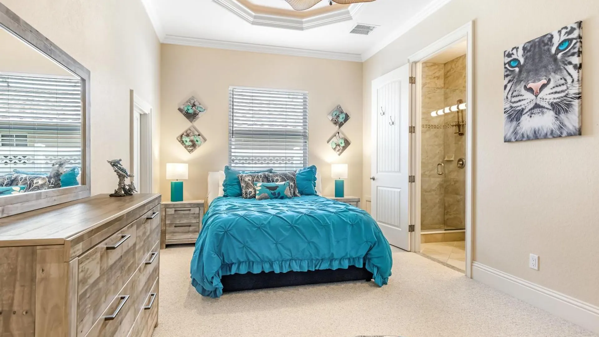 Holiday home Luxury Waterfront Pool, & Dock- Direct Gulf Access, Kayaks Walk To Beach! *