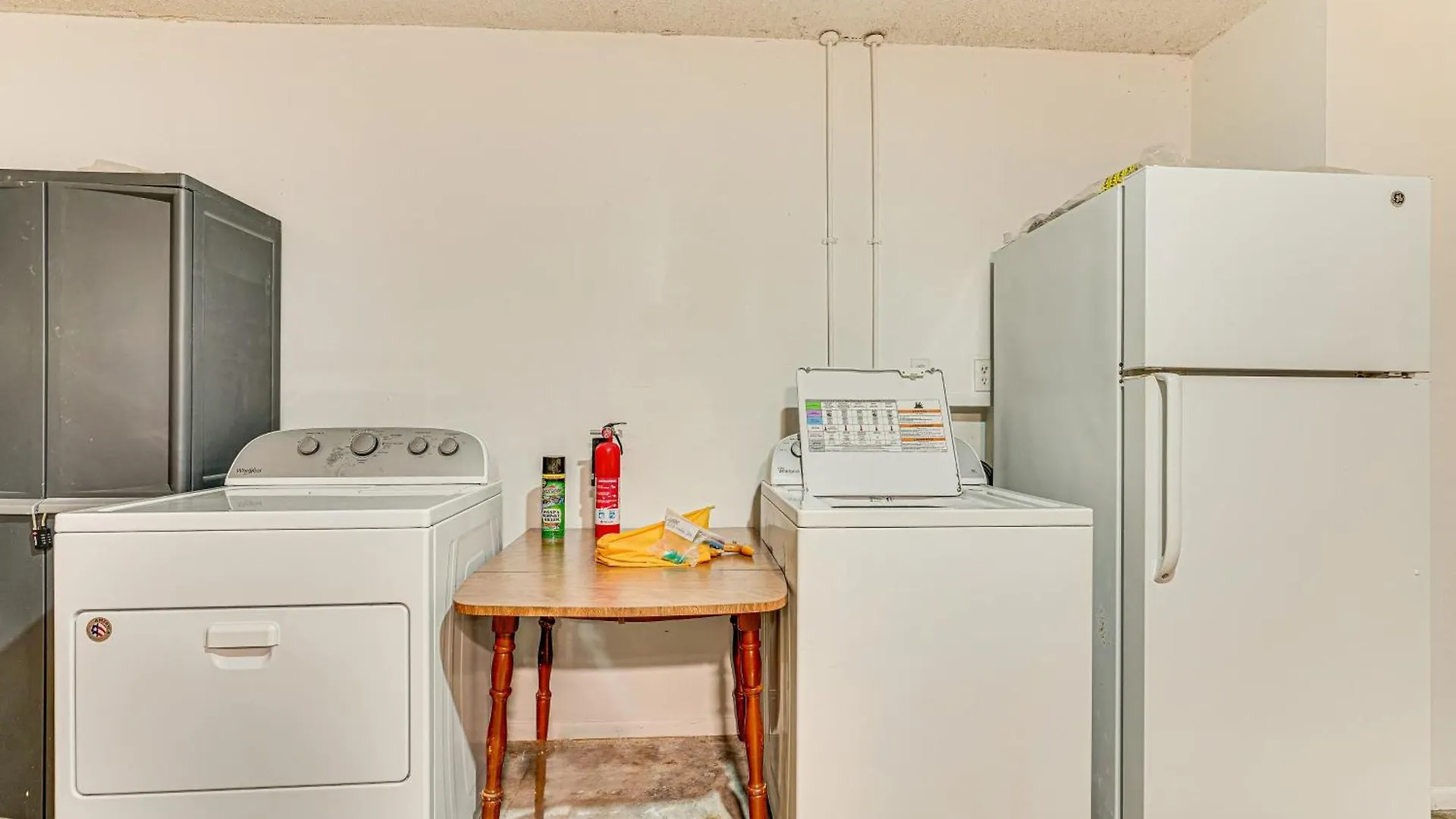 Pet-friendly Paradise With Yard! *