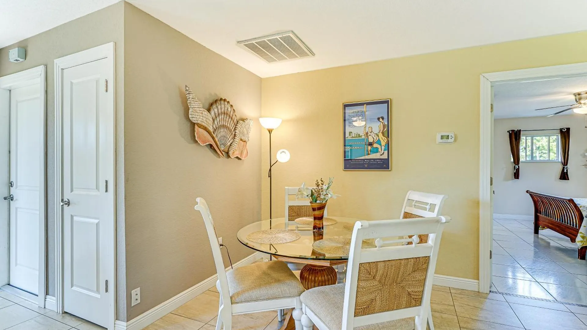 Pet-friendly Paradise With Yard! Cape Coral