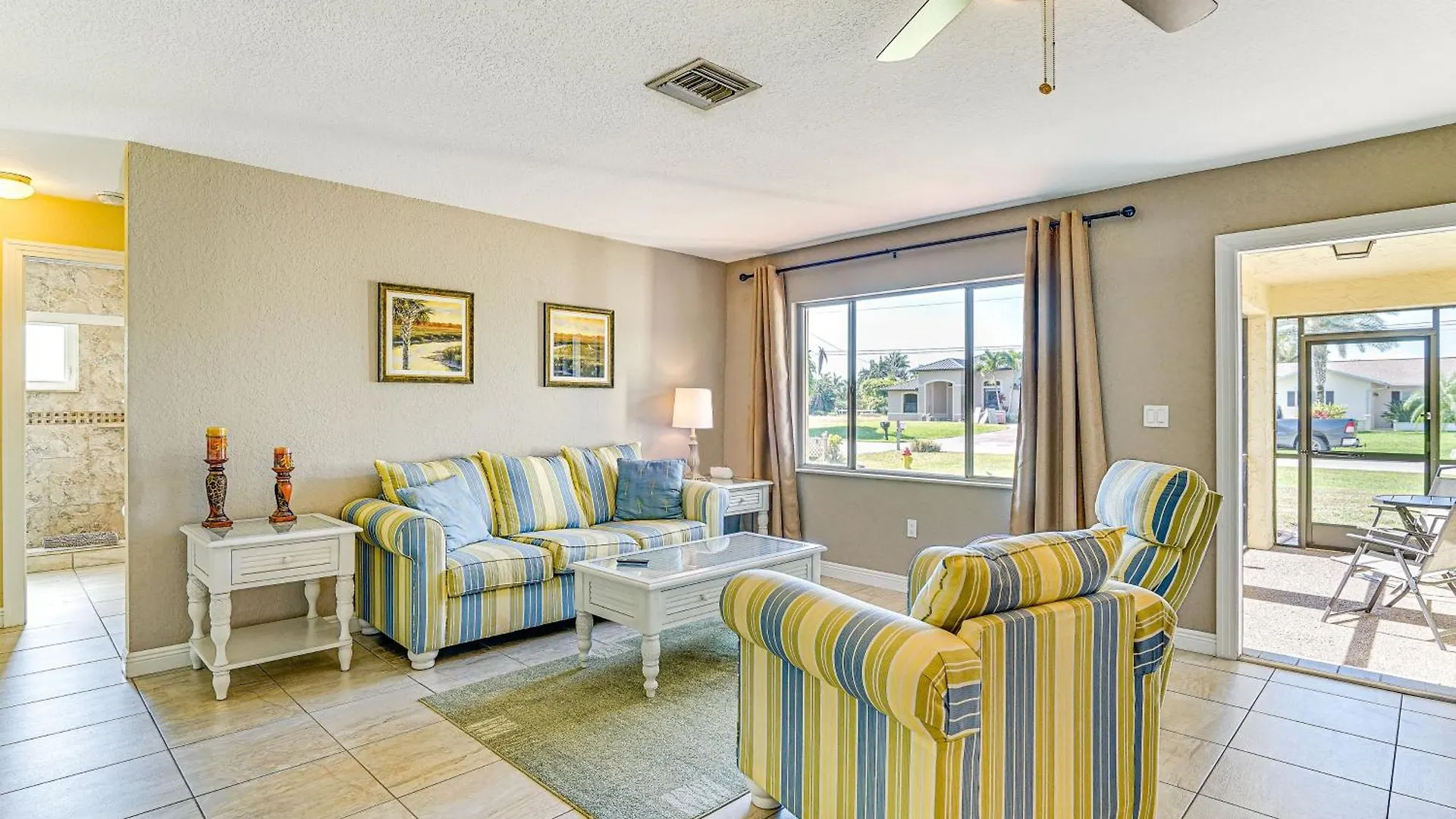 Pet-friendly Paradise With Yard! Holiday home Cape Coral