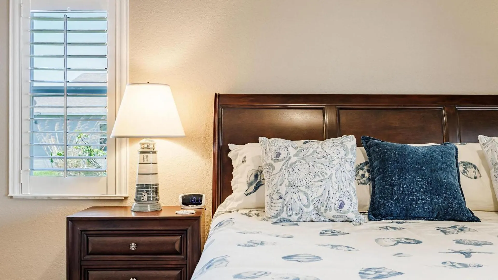 Pet Friendly Paradise - Sea Star - Roelens Vacations Holiday home