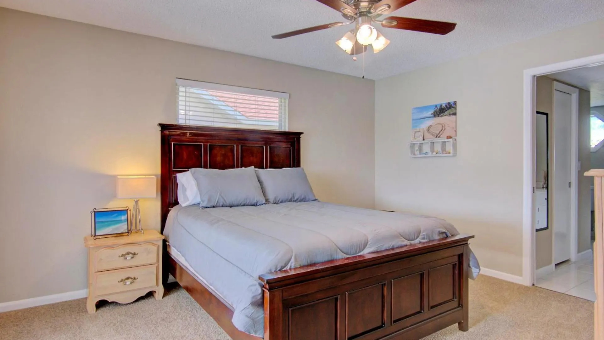 Holiday home Charming Waterfront Getaway With Pool!