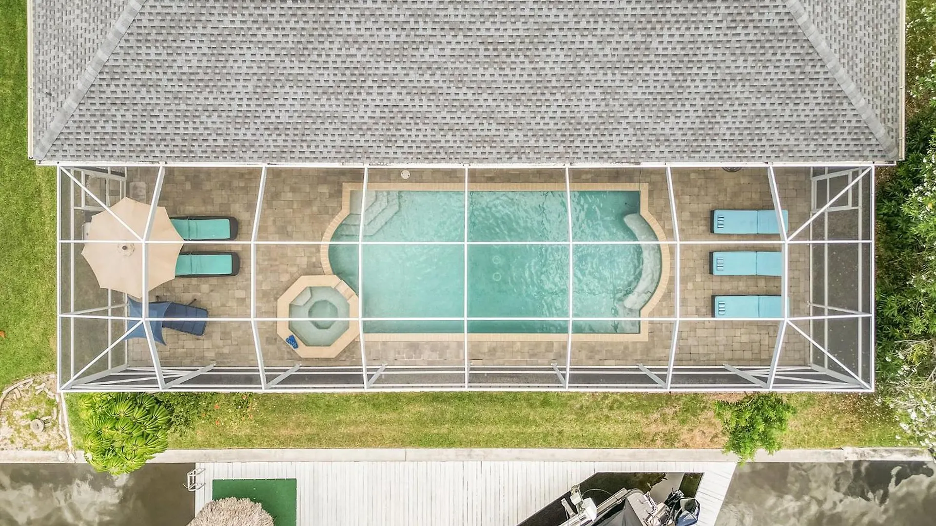 Pool And Spa, Tiki, Canal View, Sleeps10! - At Sunshine Funtime *