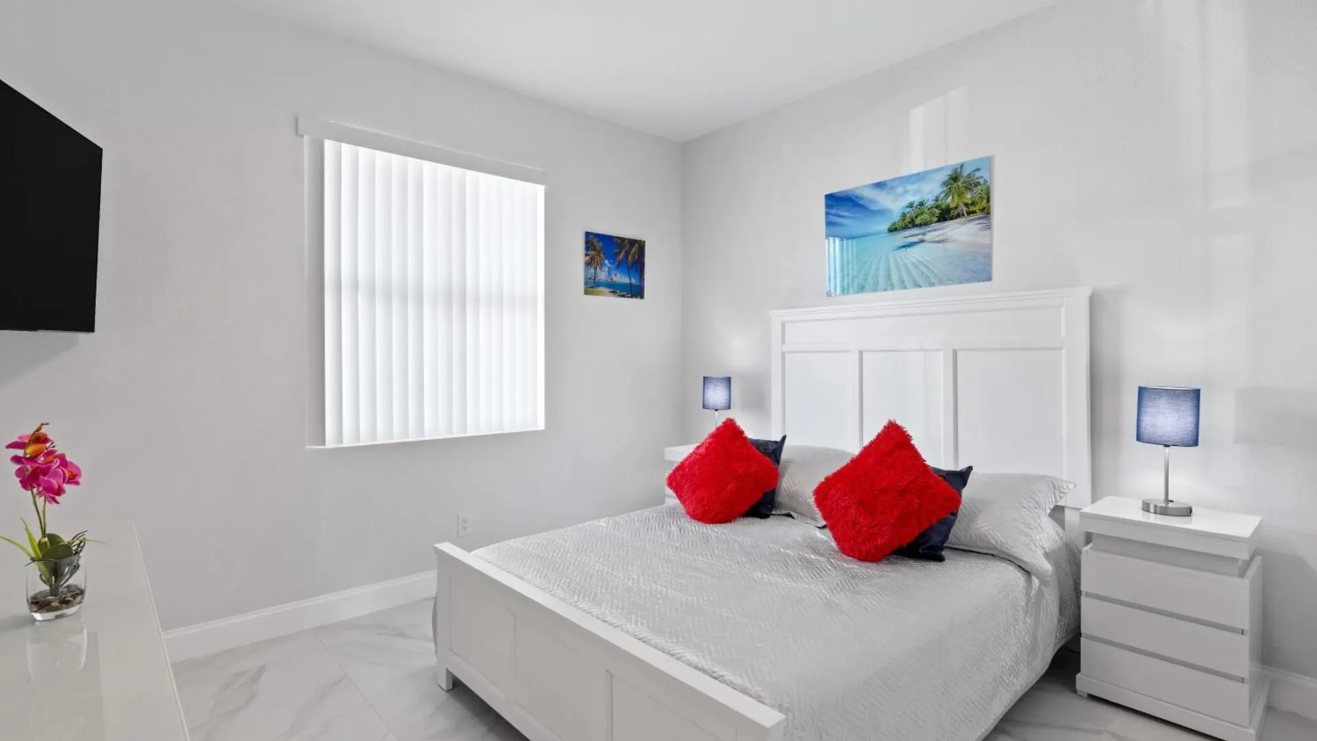 Gulf Waterfront Access Modern Luxe