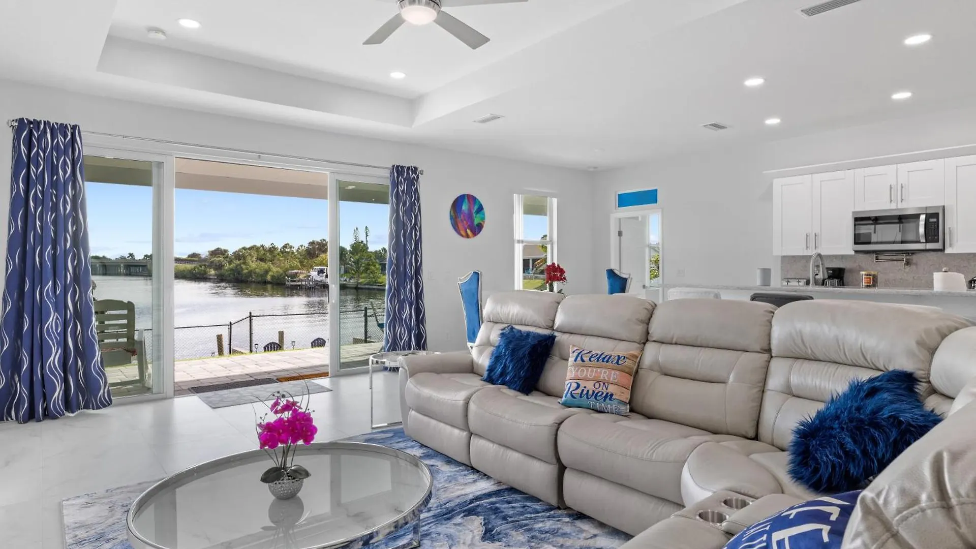 Gulf Waterfront Access Modern Luxe * Cape Coral