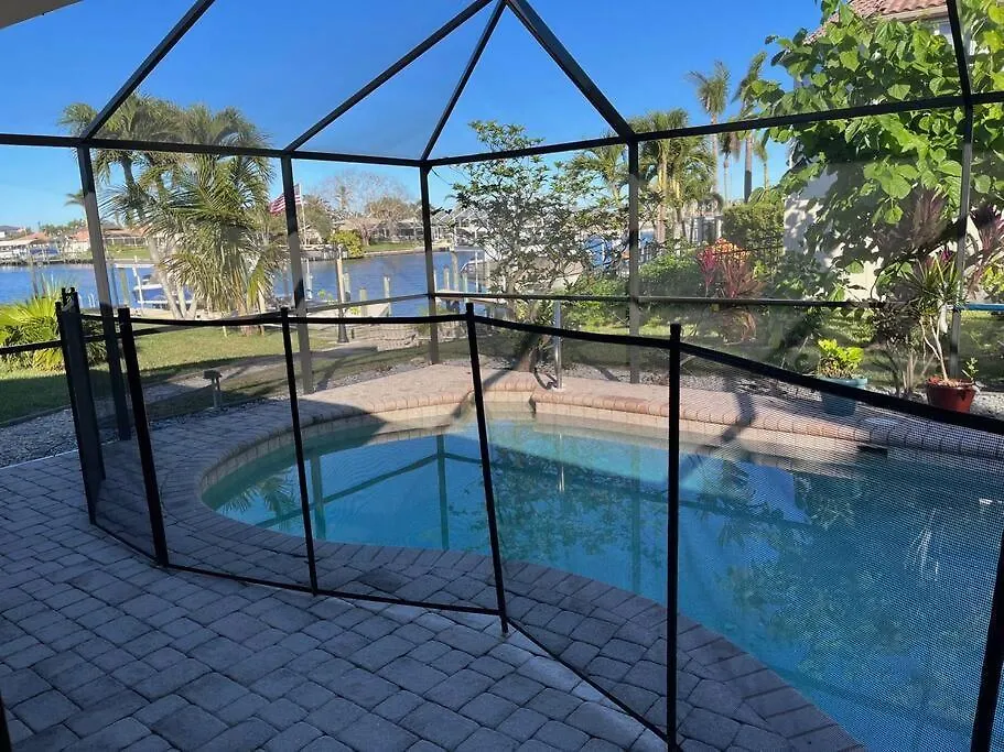 Holiday home Palaco Paradise, Canal View And Pool *