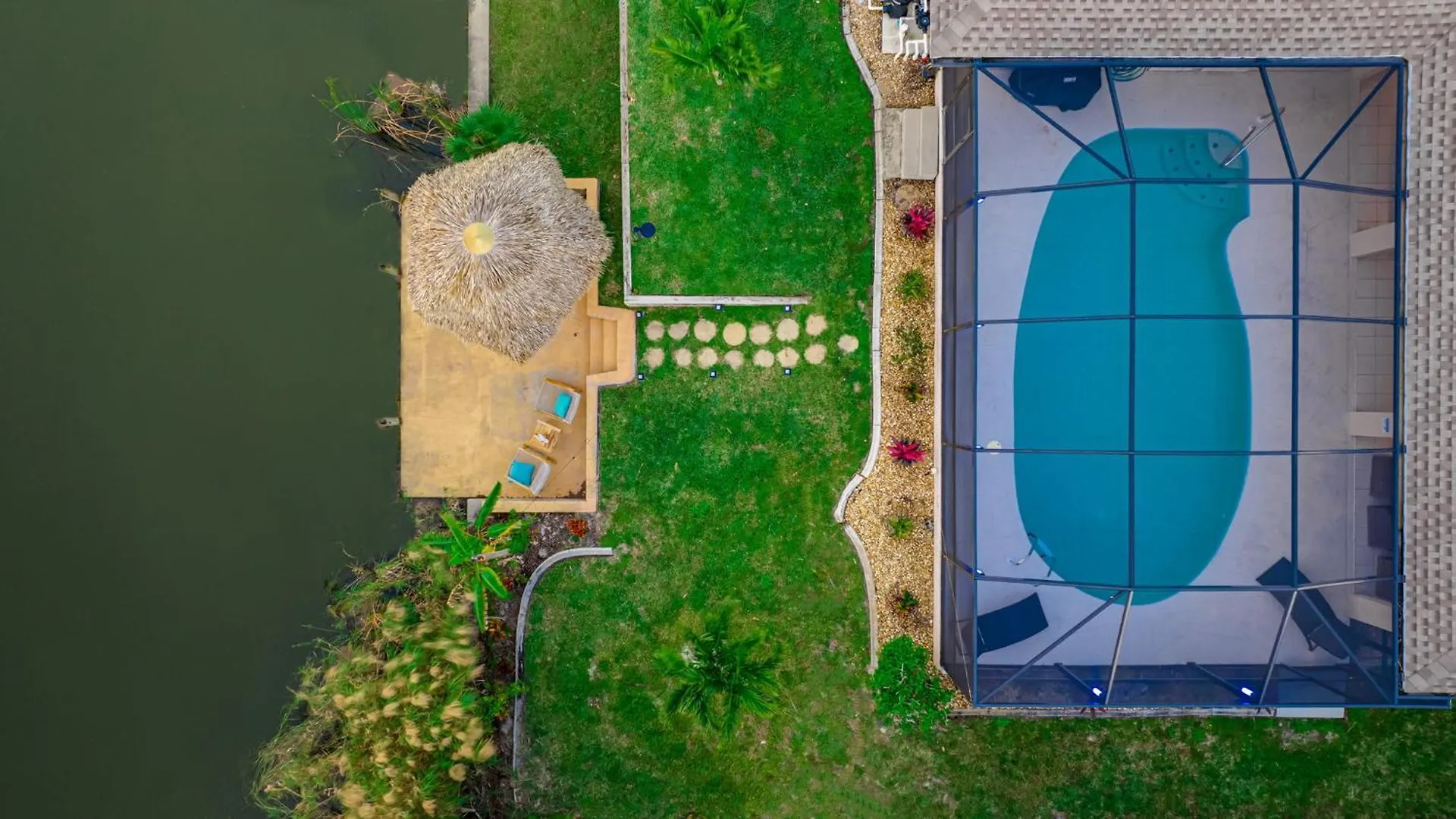 Waterfront Paradise With Htd Pool Kayaks & Games