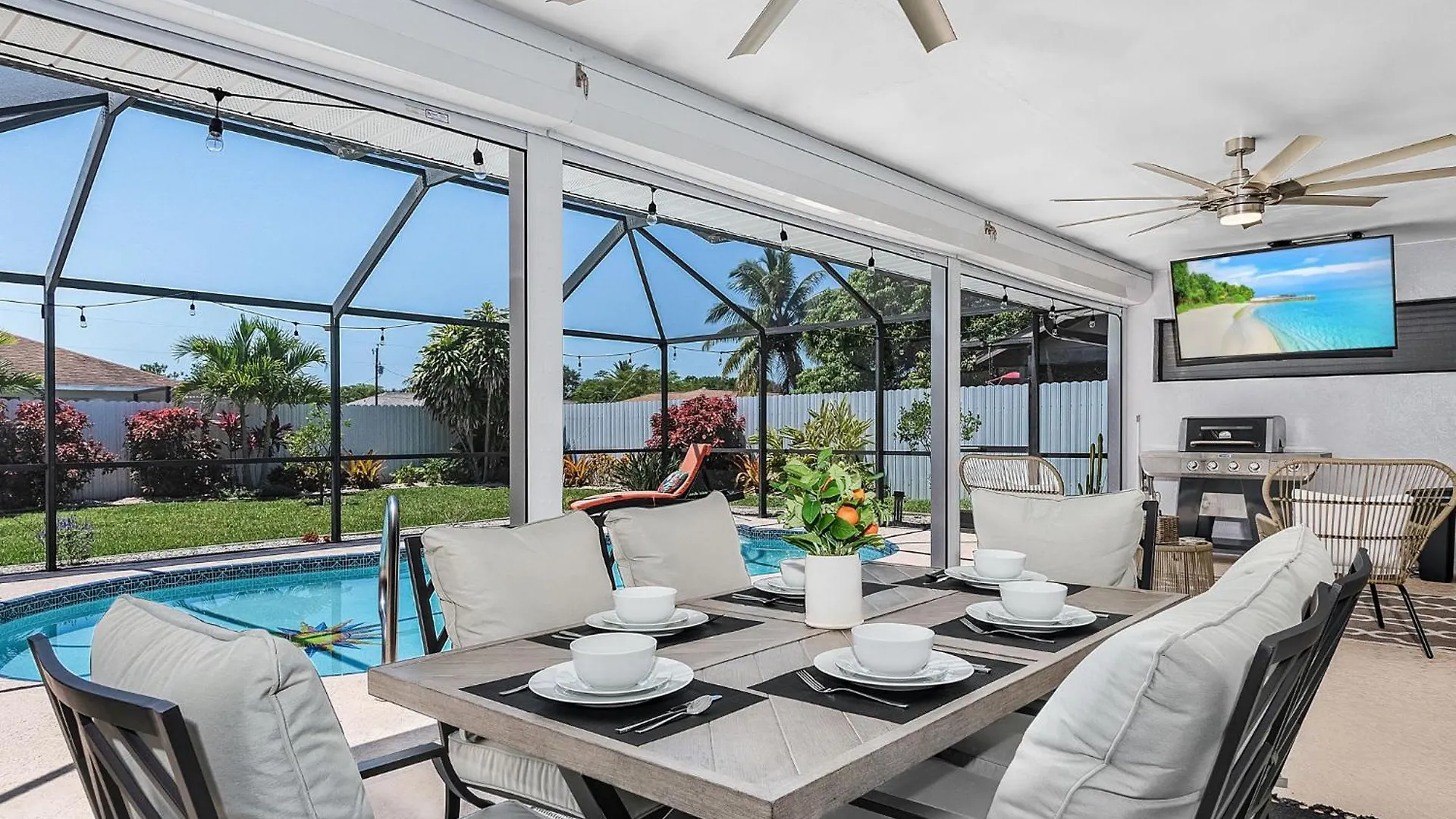 Entertainers Paradise With Htd Pool & Putting Holiday home Cape Coral