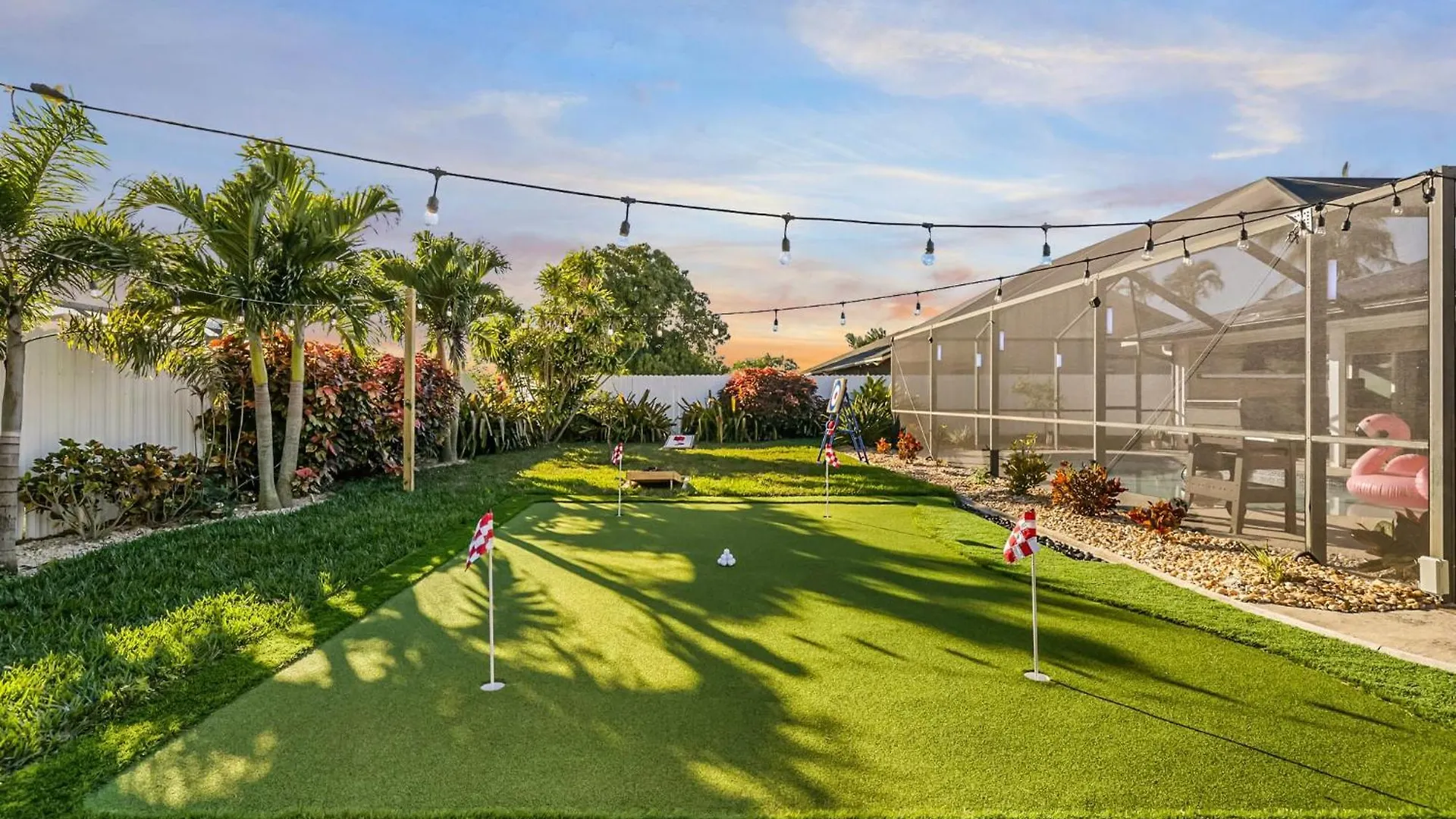 Entertainers Paradise With Htd Pool & Putting Cape Coral
