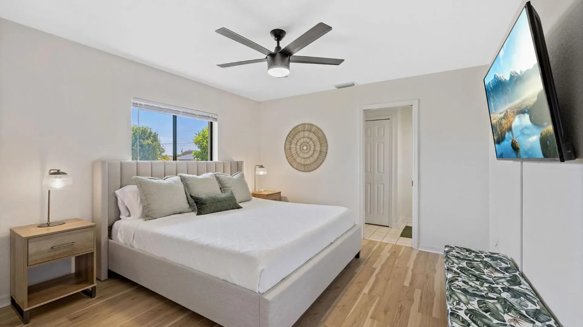 Villa Waterfront Paradise With Htd Pool Kayaks & Games *