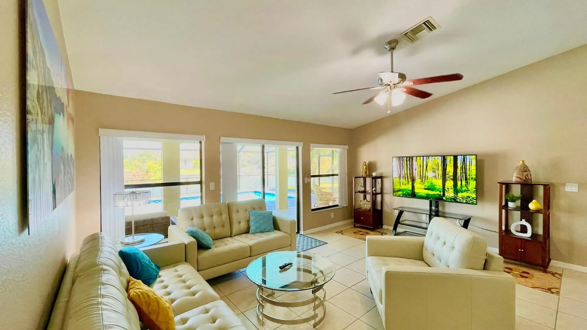 Cozy Retreat Family-friendly Saltwater Heated Pool Holiday home Cape Coral