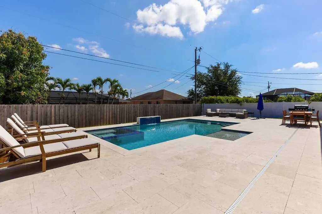Blissful Poolside Haven Villa *
