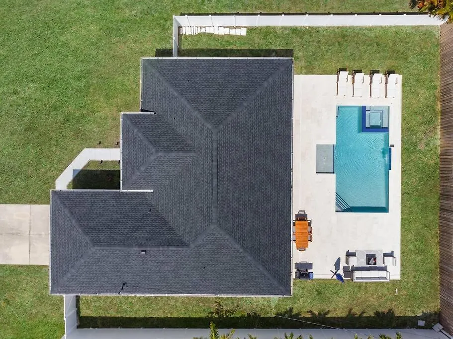 Villa Blissful Poolside Haven Cape Coral