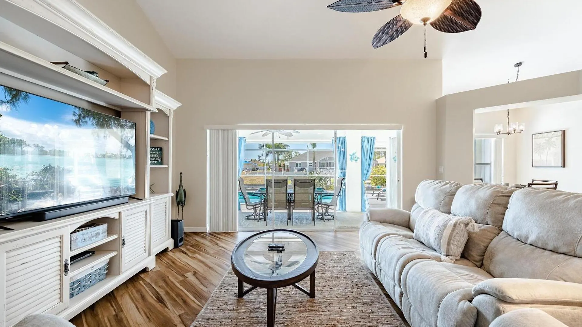 Holiday home Pool, Gulf Access, Sleeps 6 - Summer's Day Cape Coral
