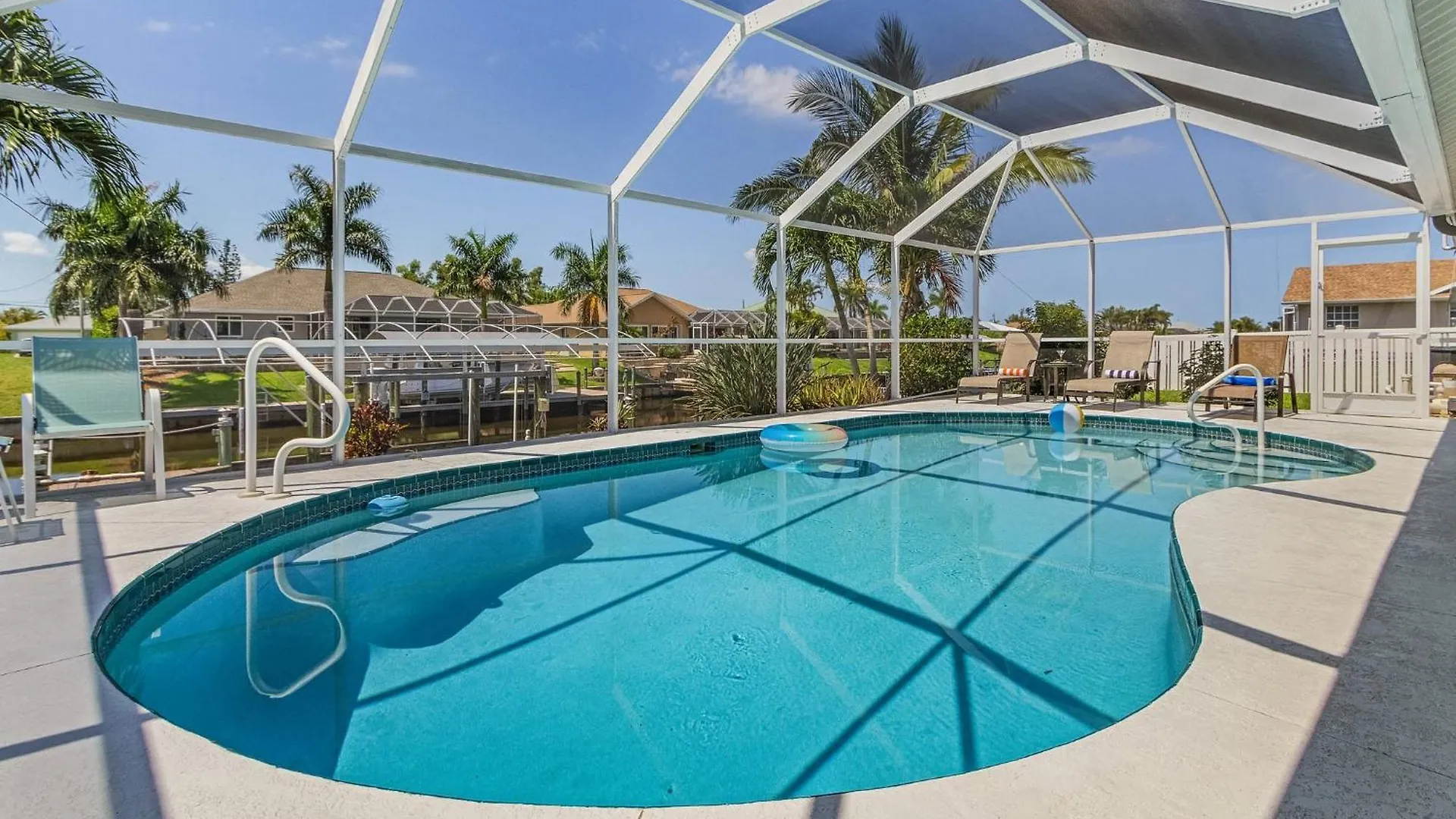 Pool, Gulf Access, Sleeps 6 - Summer's Day