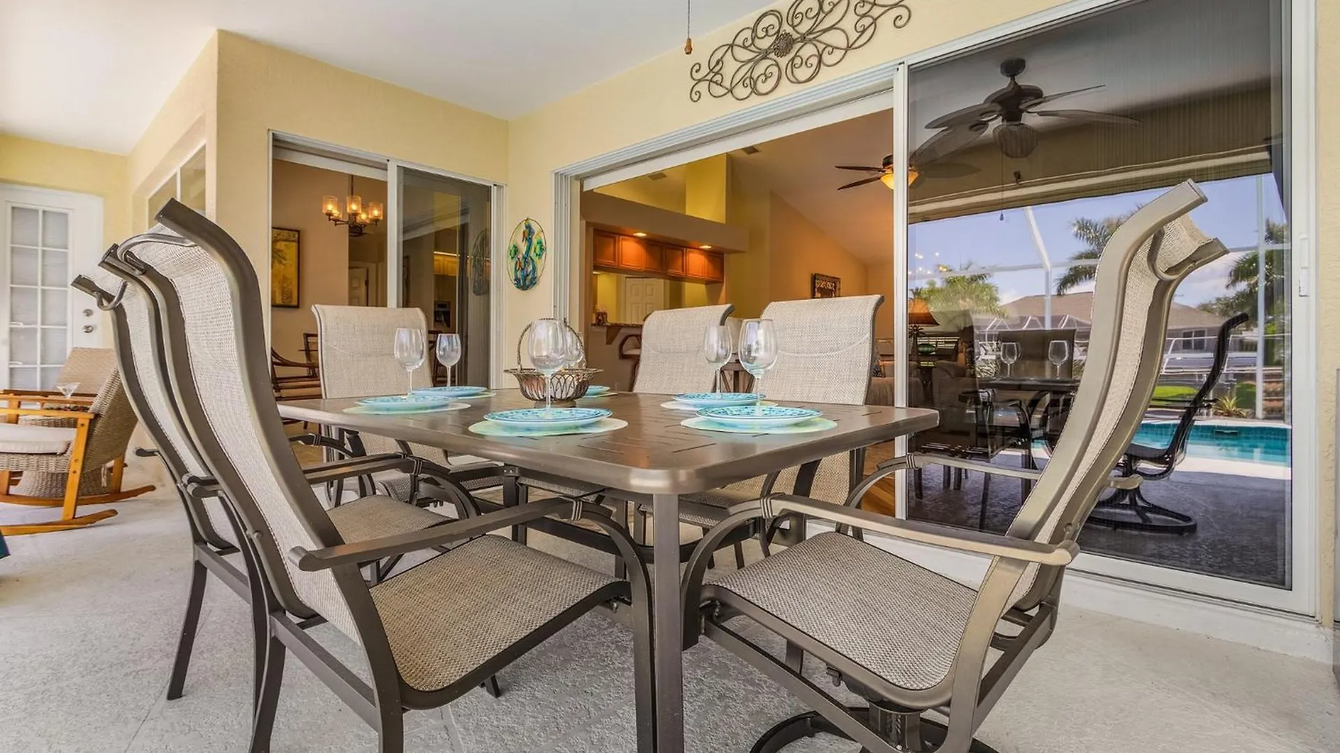 Holiday home Pool, Gulf Access, Sleeps 6 - Summer's Day *