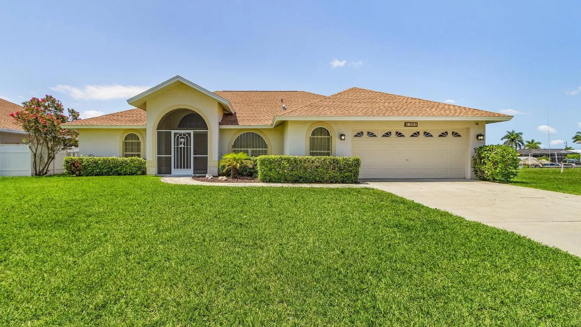 Pool, Gulf Access, Sleeps 6 - Summer's Day