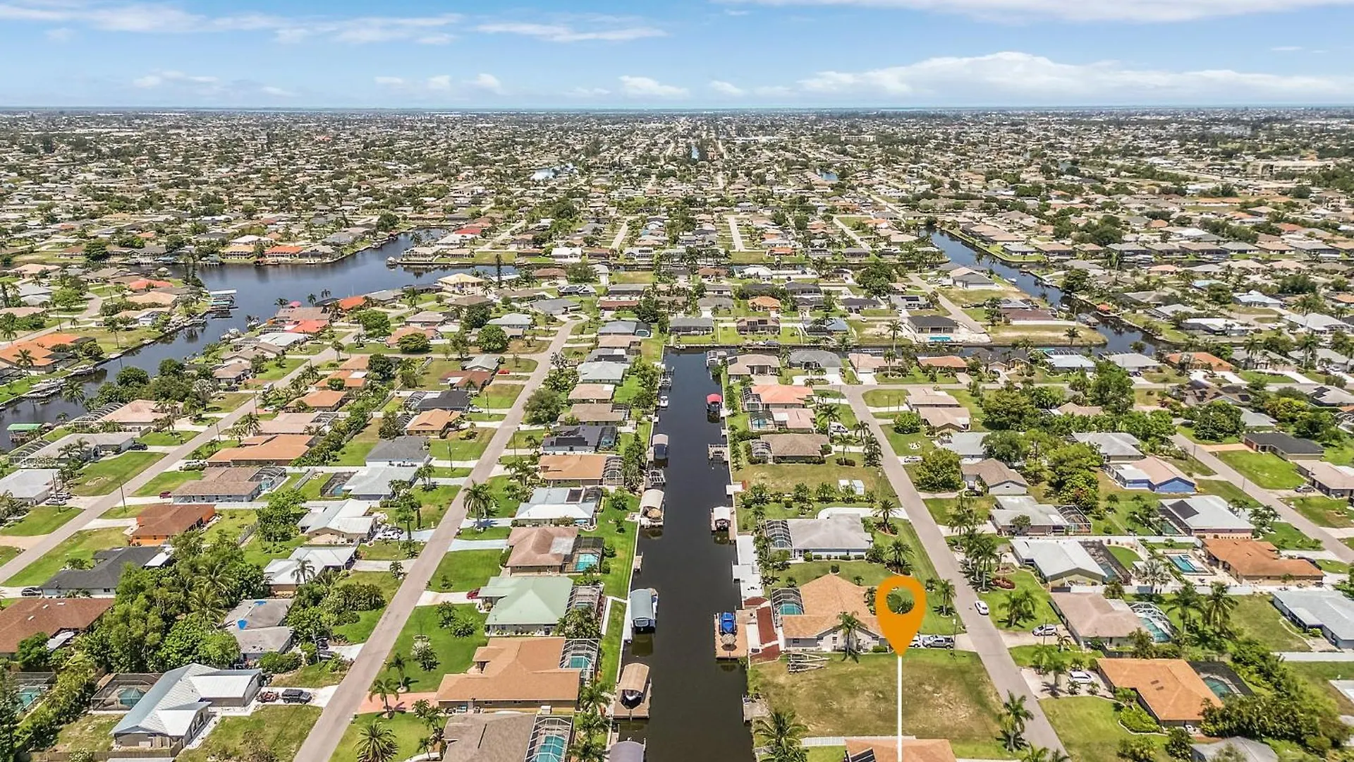 Pool, Gulf Access, Sleeps 6 - Summer's Day Holiday home Cape Coral