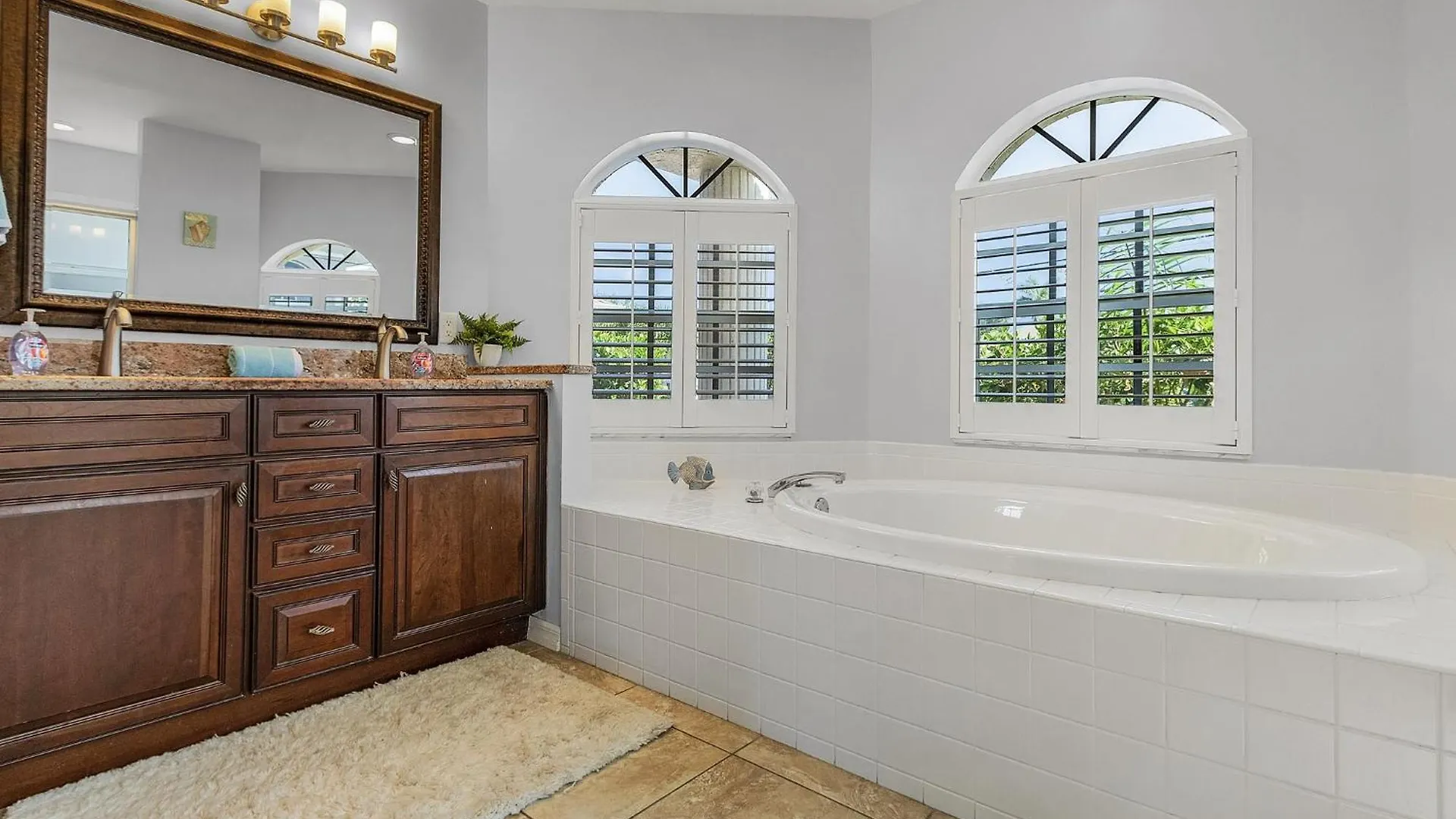 Key Largo Sw Cape - Waterfront Private Locally Owned & Managed, Fair & Honest Pricing Cape Coral