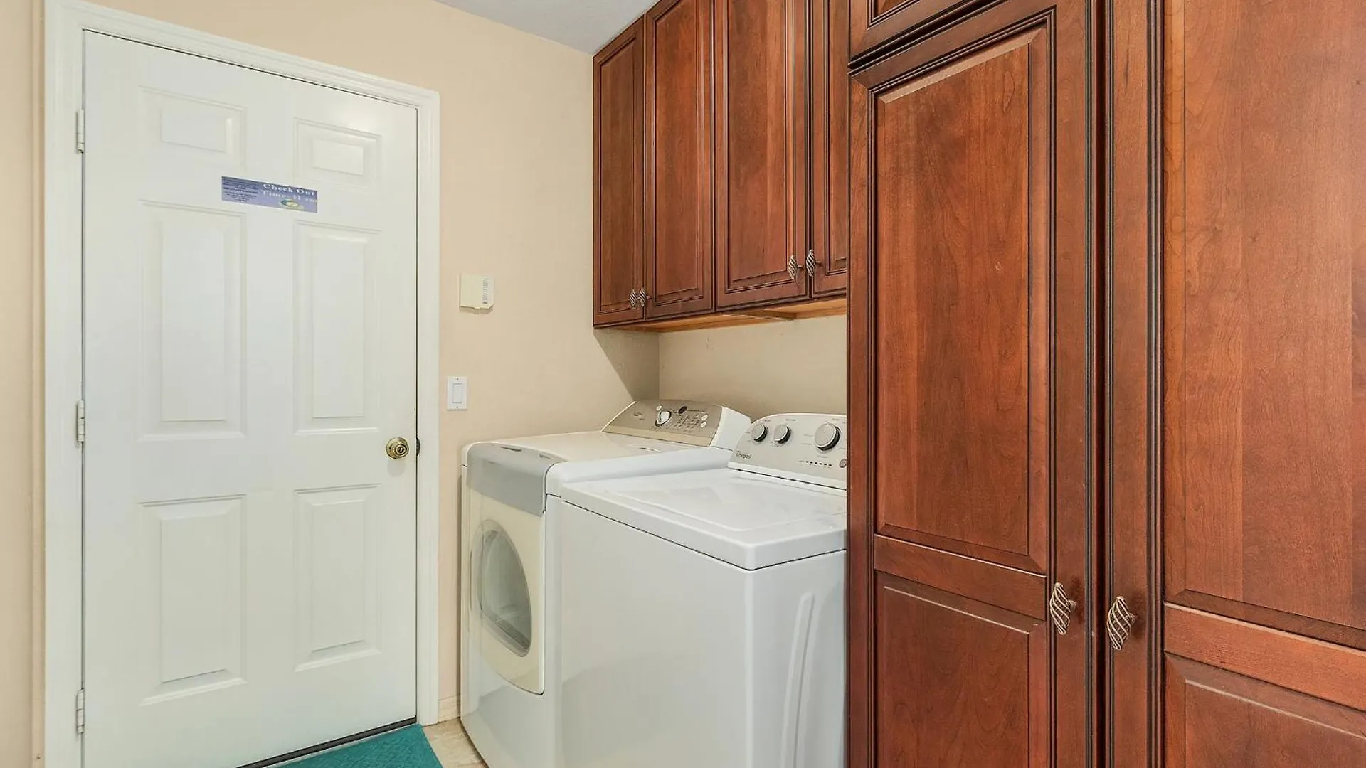 Key Largo Sw Cape - Waterfront Private Locally Owned & Managed, Fair & Honest Pricing Villa