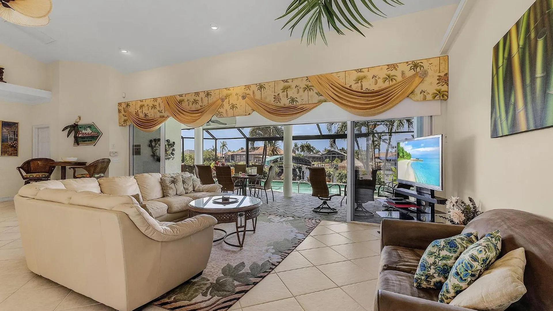 Island House Sw Cape - Waterfront Private Locally Owned & Managed, Fair & Honest Pricing Villa Cape Coral